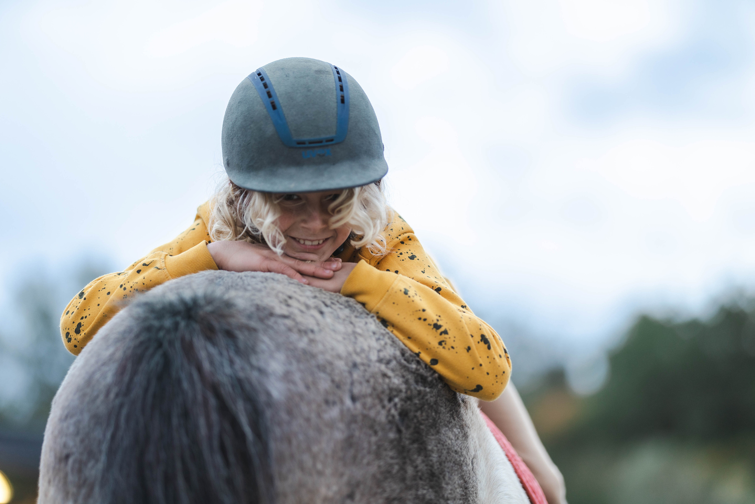 Filip and horses in Italy. Nina Janeckova Fotografin und Videografin am Bodensee
