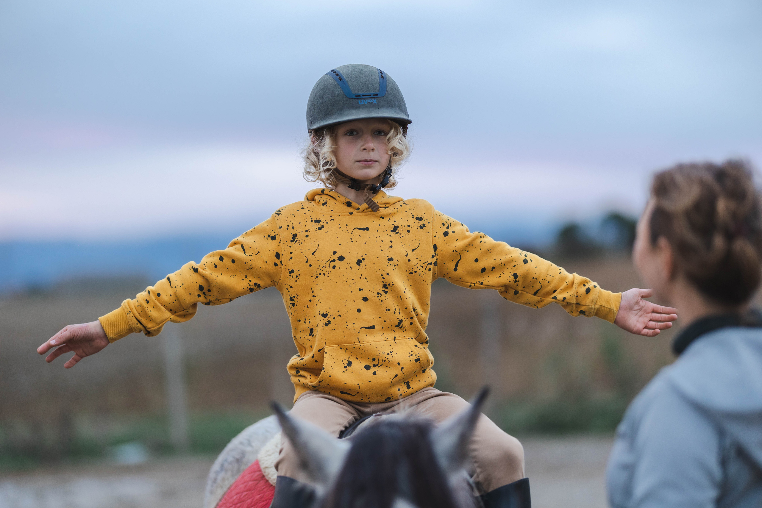 Filip and horses in Italy. Nina Janeckova Fotografin und Videografin am Bodensee