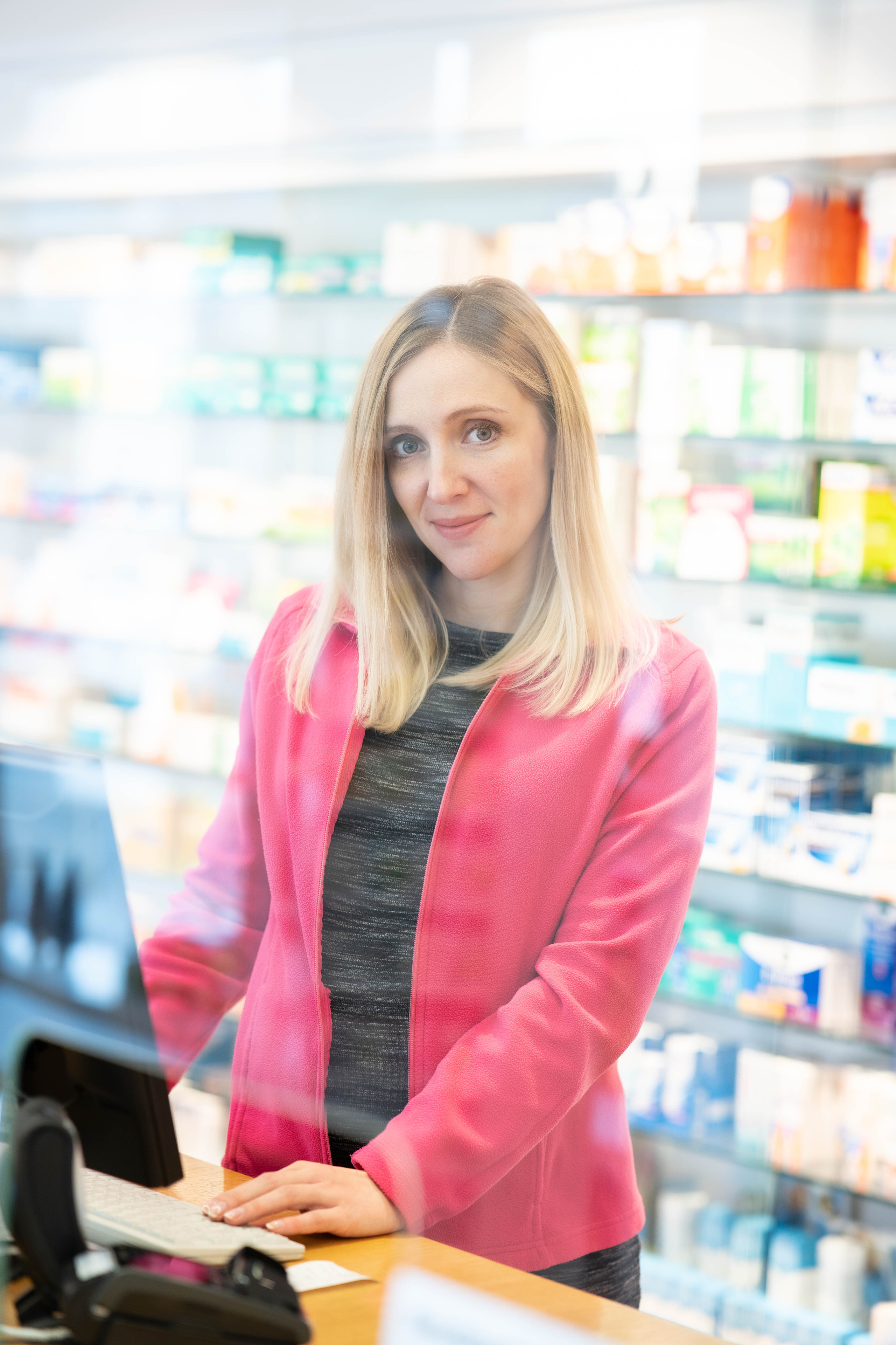 Dreiländer-Apotheke. Nina Janeckova Fotografin und Videografin am Bodensee