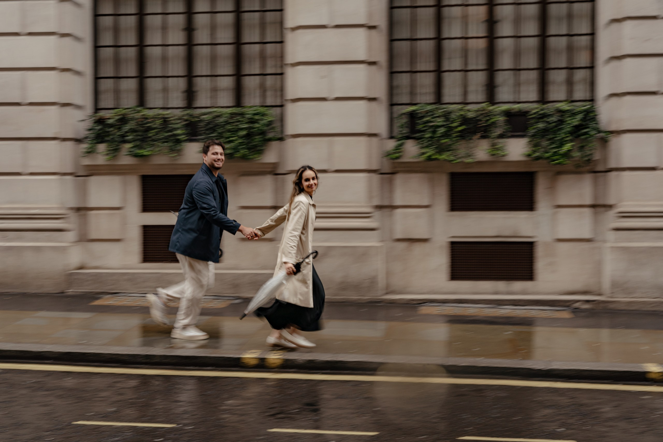 Engagement session in London City. London portrait and family photographer