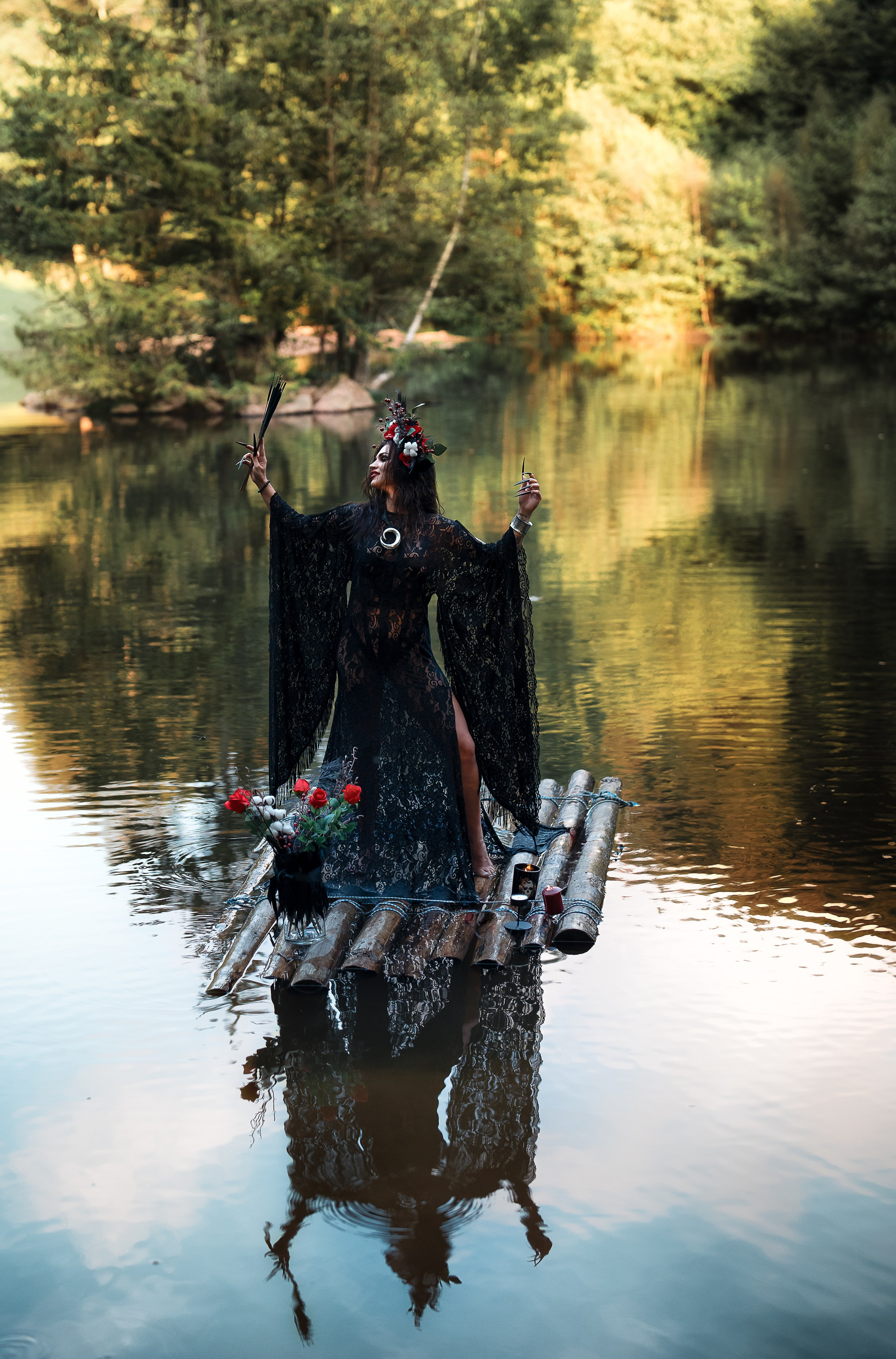 Witch at the lake. Family, Lifestyle and Portrait photograher in Trier, Germany