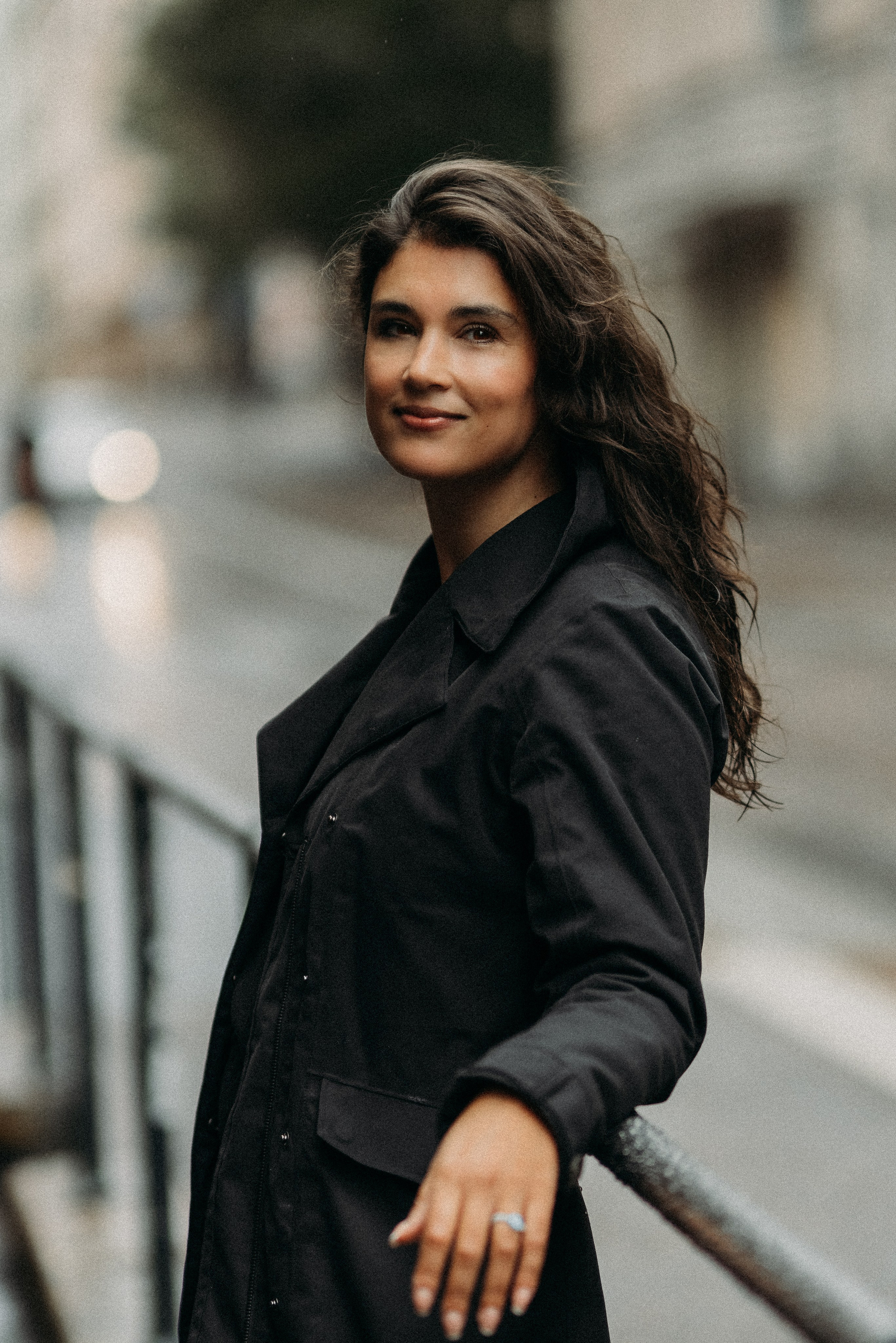 Potrait, Maryam Razavi. Wedding and portrait photographer in Helsinki Vickan O