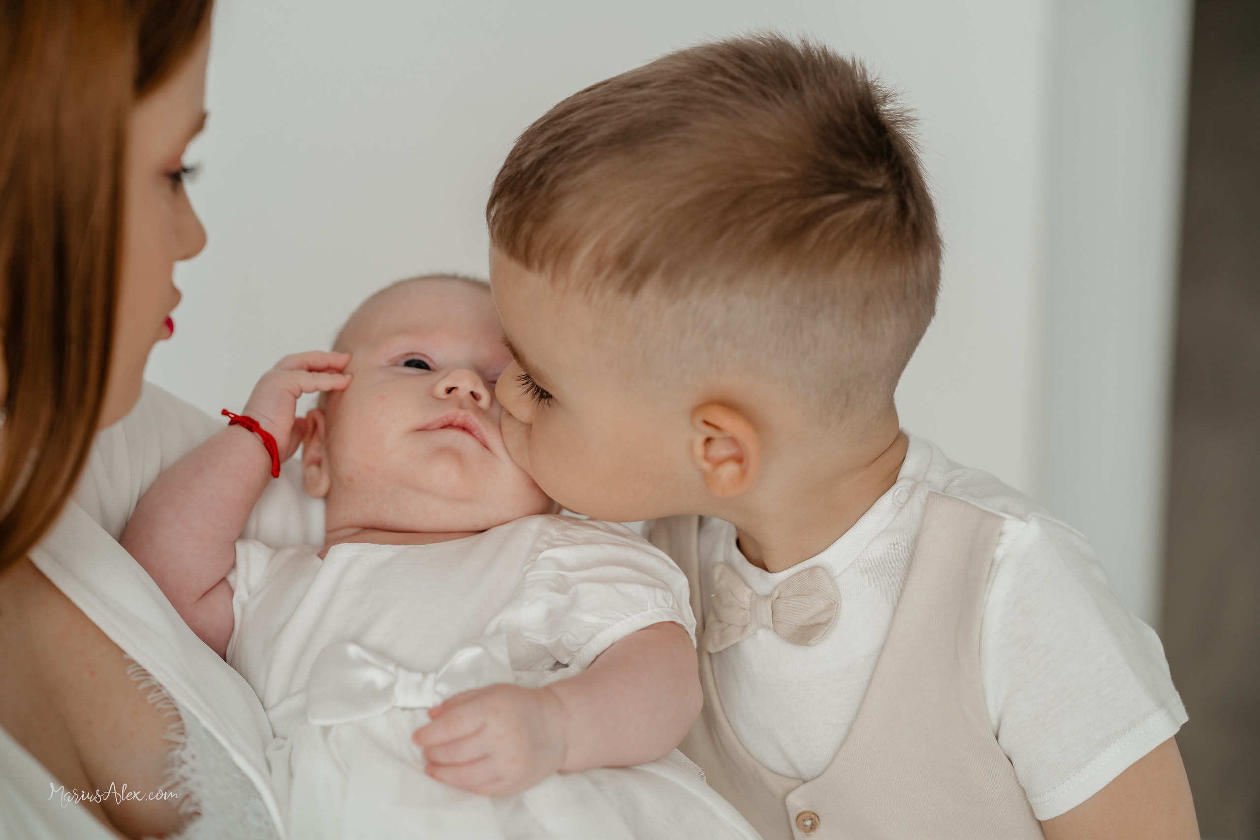 Botezul micutei Iasmina Antonia. Marius Alex fotograf de eveniment si portret din Suceava