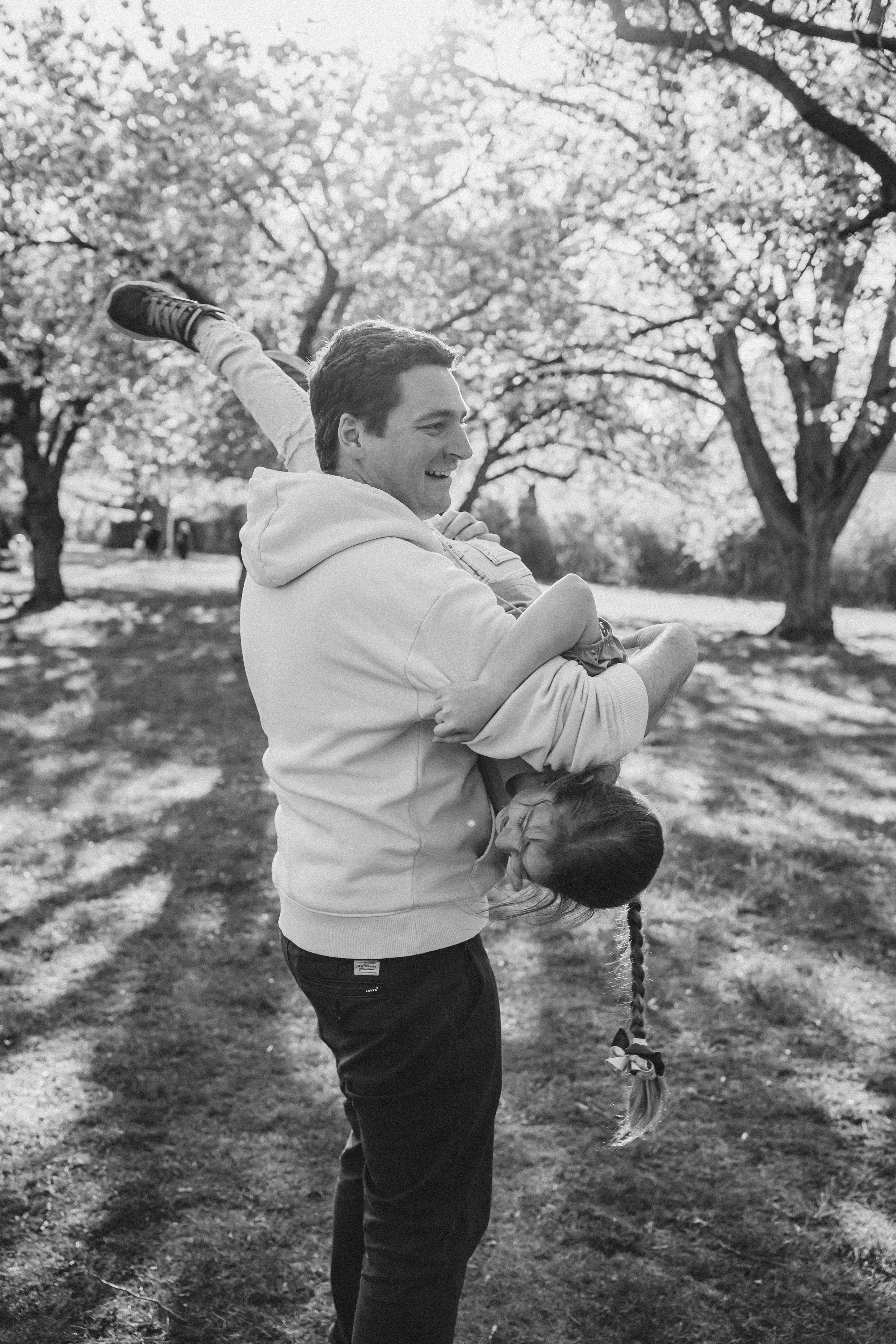 Julia’s Family. Portrait Photographer in Berlin Daria Doch Schwangerschaftsfotos