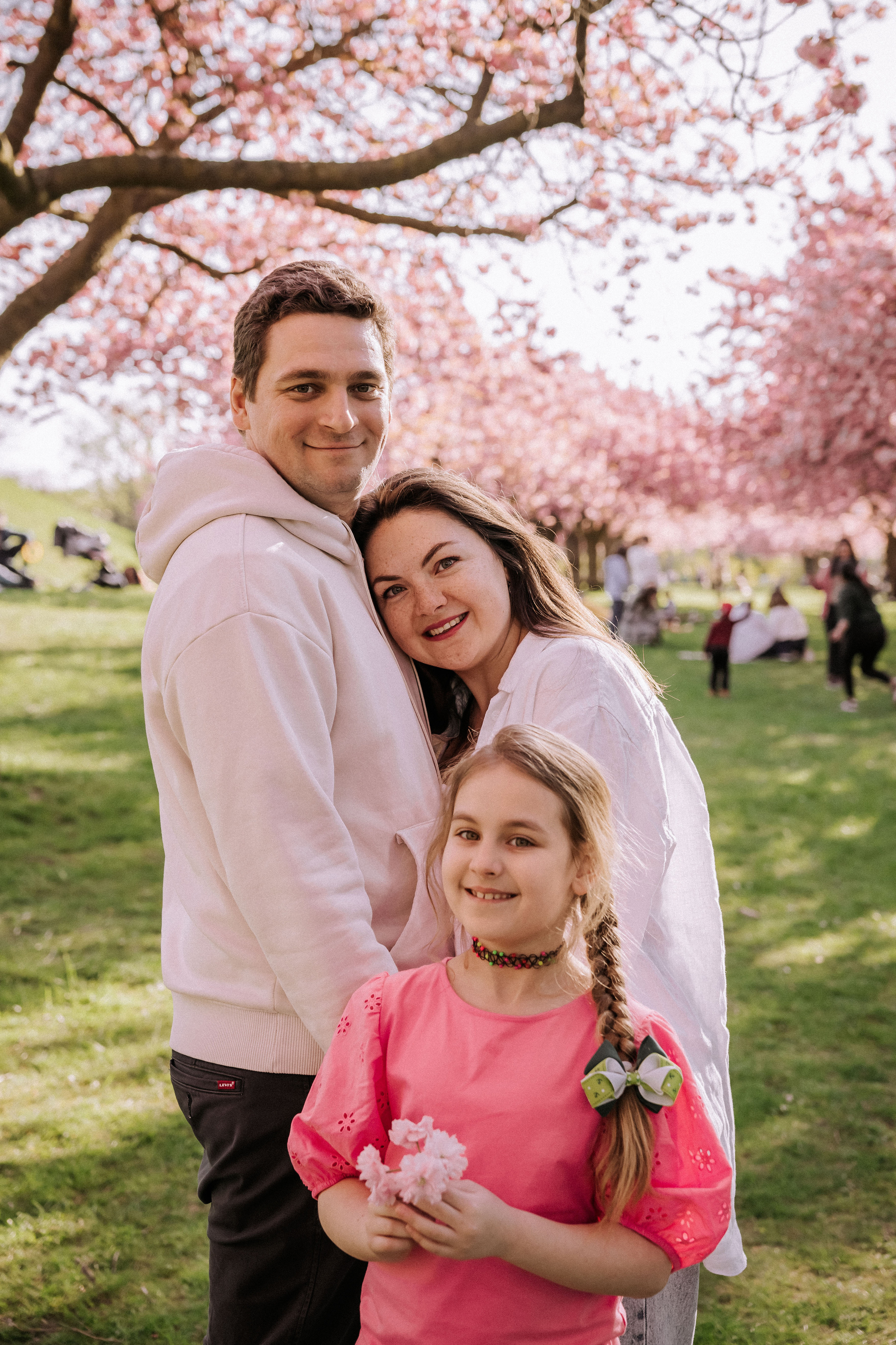 Julia’s Family. Portrait Photographer in Berlin Daria Doch Schwangerschaftsfotos