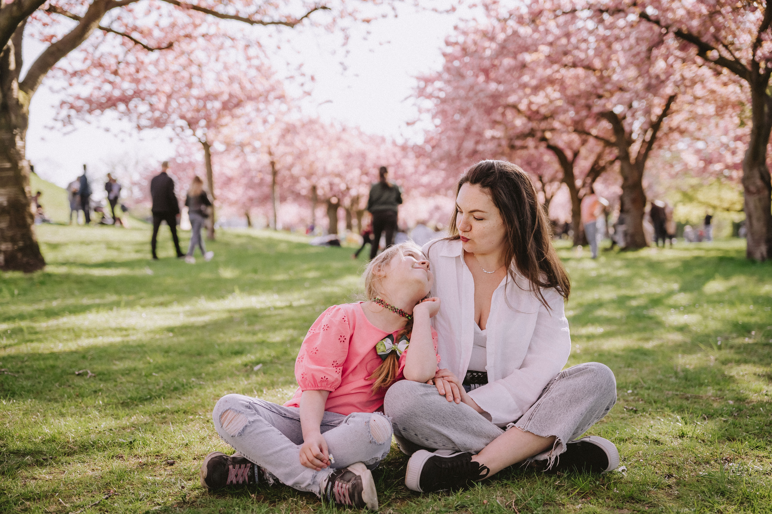 Julia’s Family. Portrait Photographer in Berlin Daria Doch Schwangerschaftsfotos