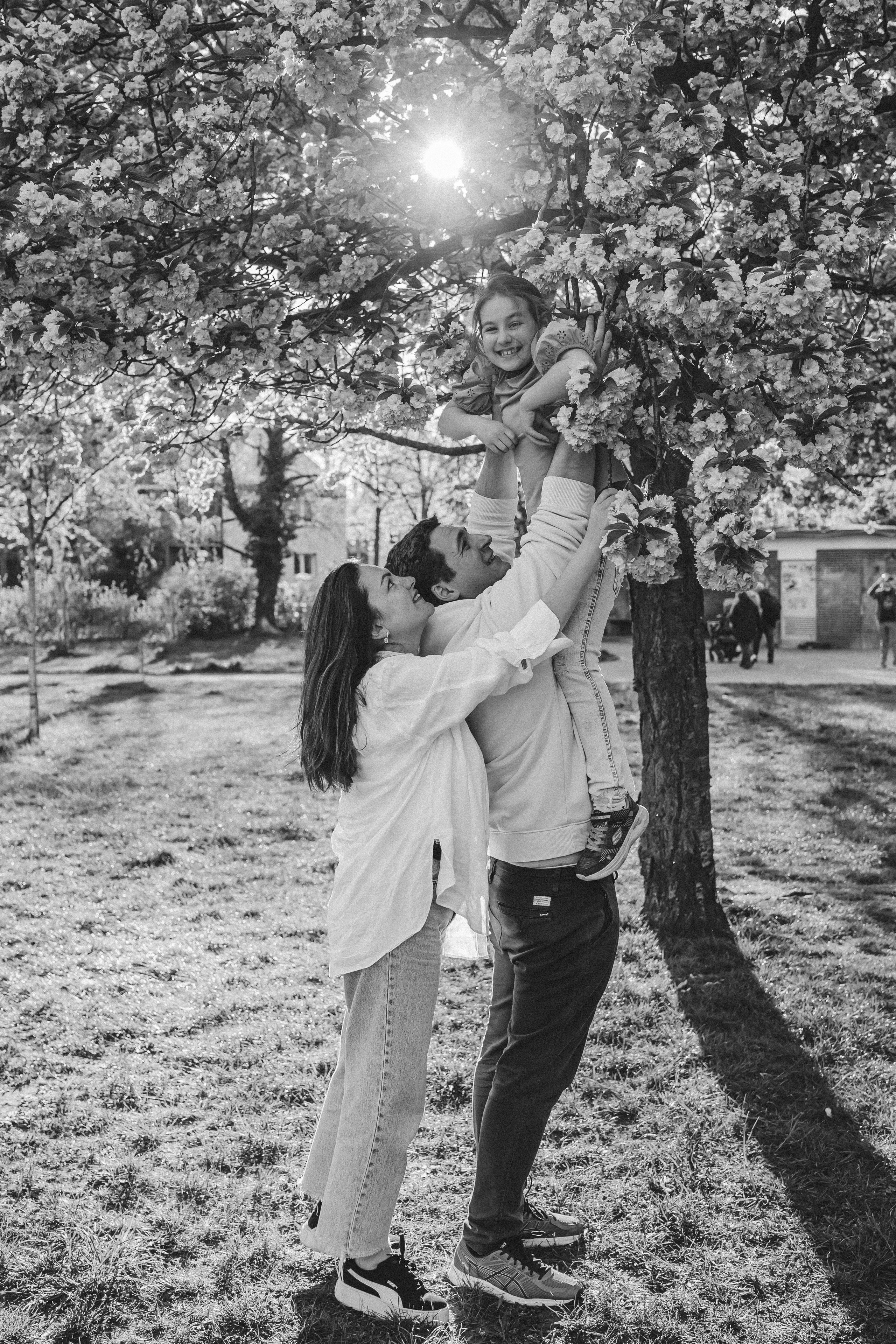 Julia’s Family. Portrait Photographer in Berlin Daria Doch Schwangerschaftsfotos