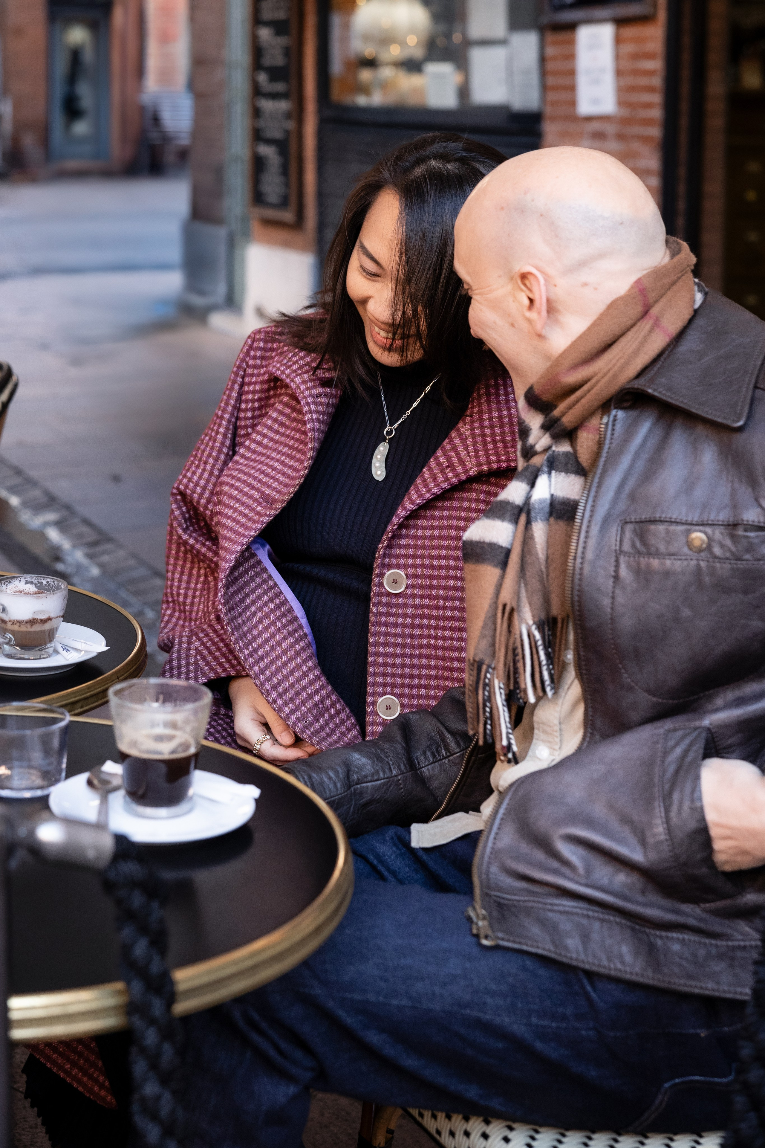Christmas maternity photo session in Toulouse. Eugenie Smirnova — wedding, corporate and lifestyle photographer in Toulouse and Southwest France