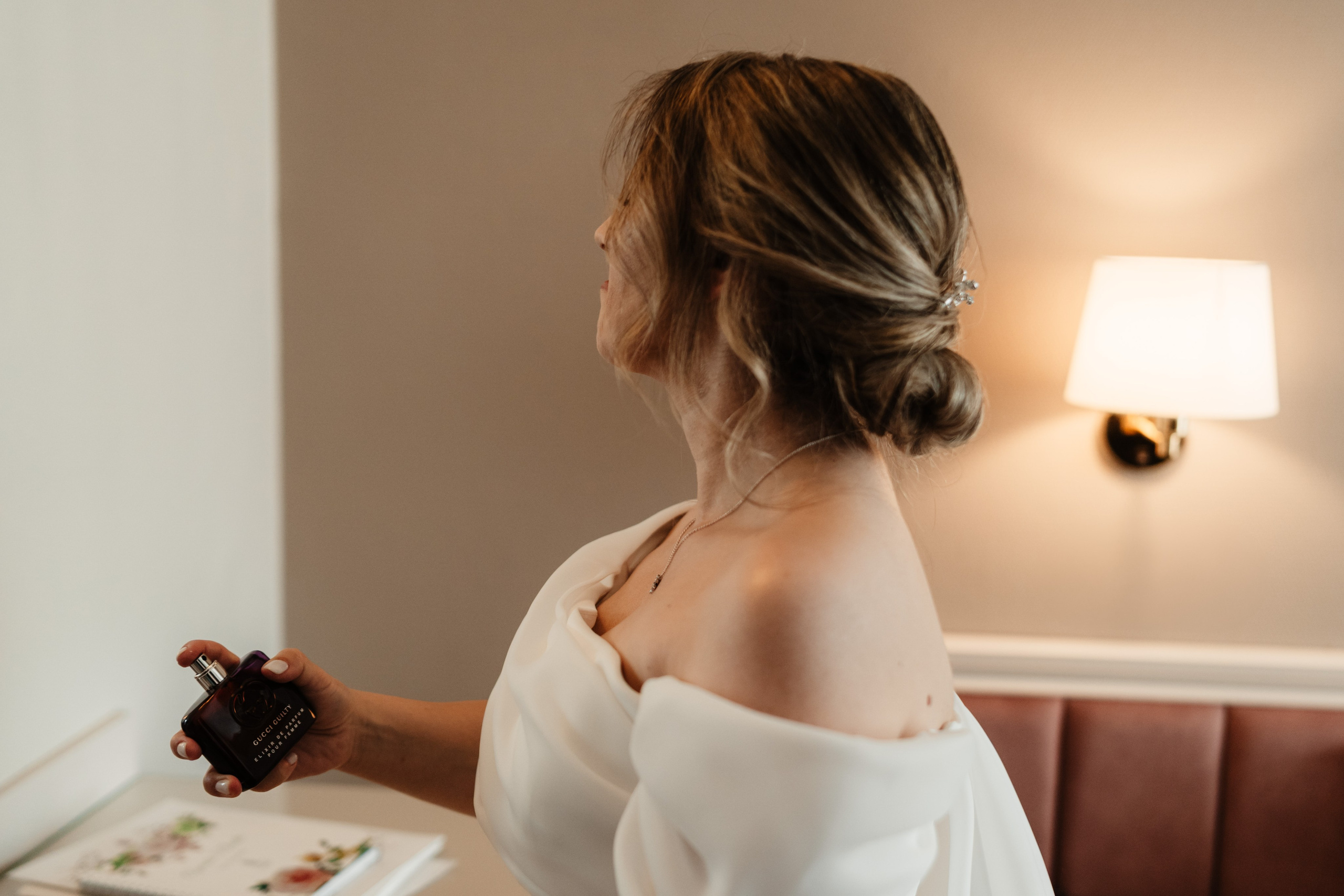 Alexandra + Andrei / Iasi. Foto-Video Nunta Iasi, Suceava, Bucuresti / Disponibilitate 2025 — 2026 — 2027