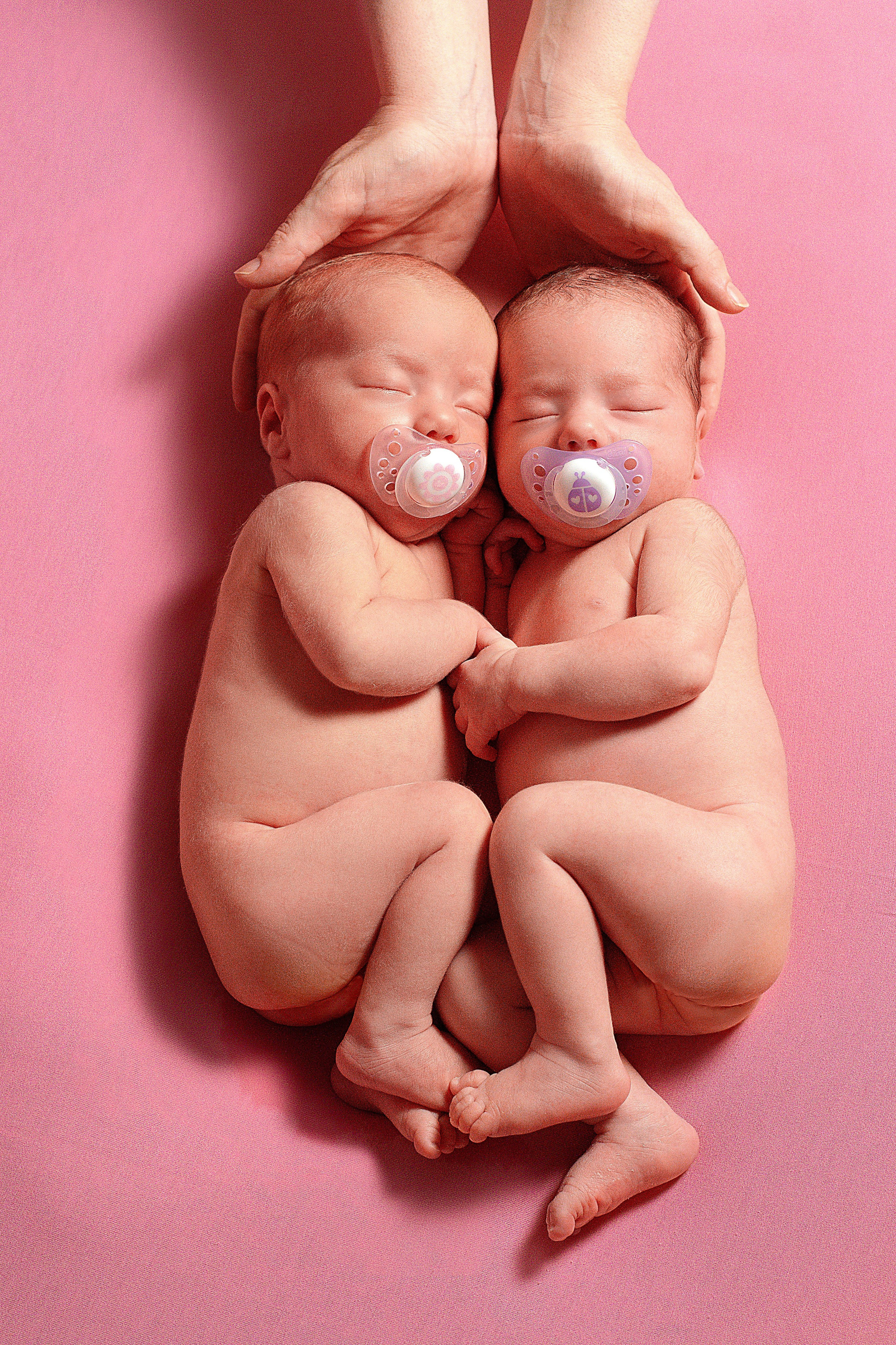 Newborn классическая. Детский и семейный фотограф в г. Бельцы