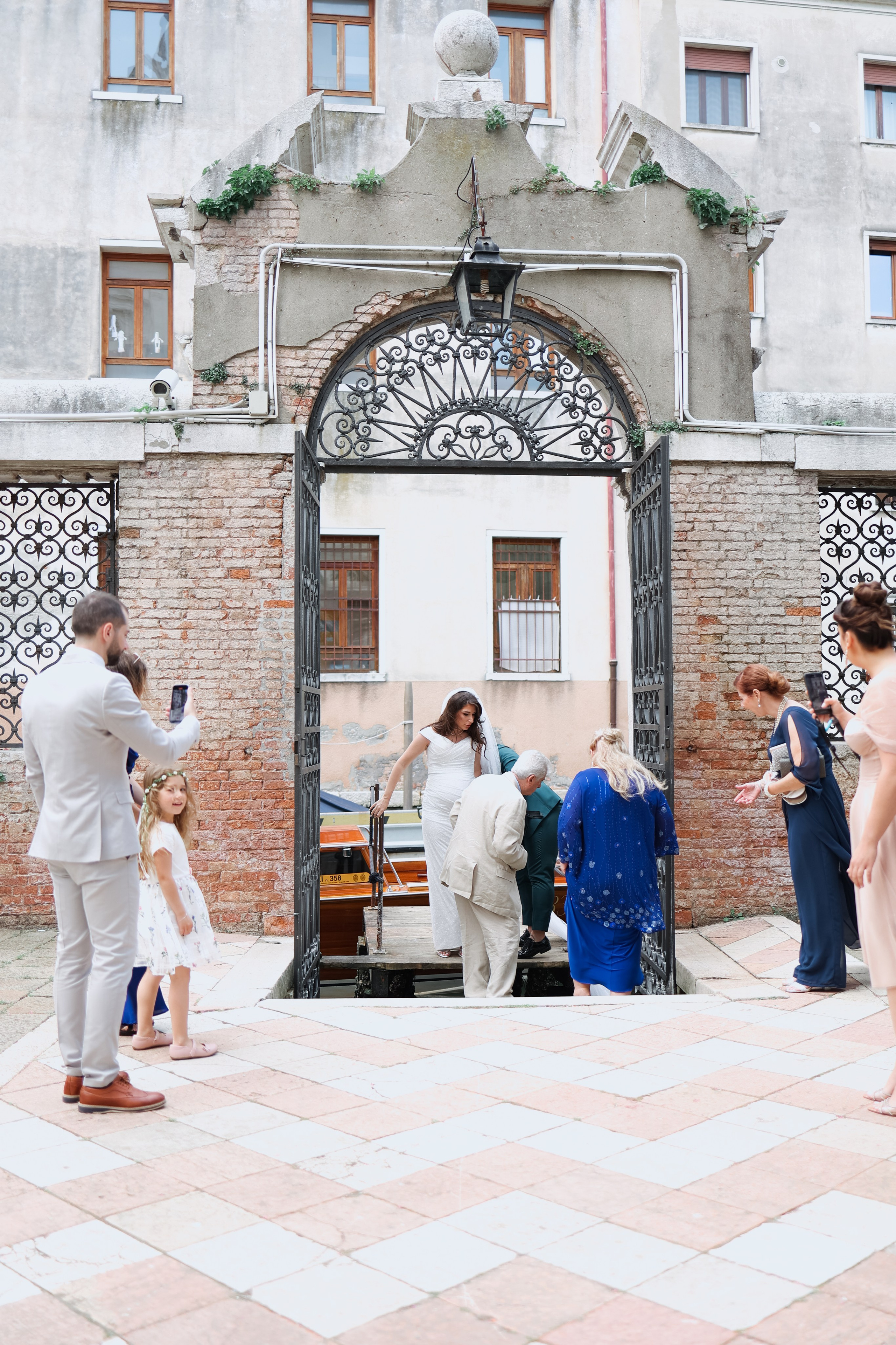 Greek wedding in Venice. Photographer in Venice, Viktoria Antonova