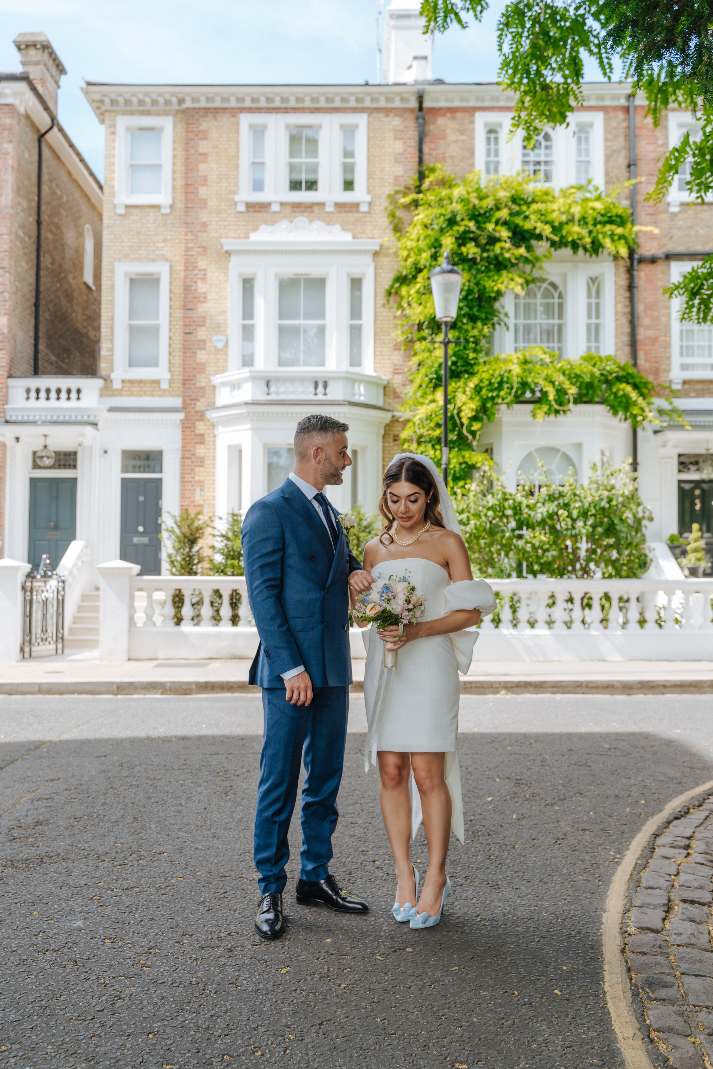 Civil ceremony at Chelsea Old Town Hall,  Wedding in Chelsea, Wedding in London,  wedding photographer in Chelsea, wedding photographer in London