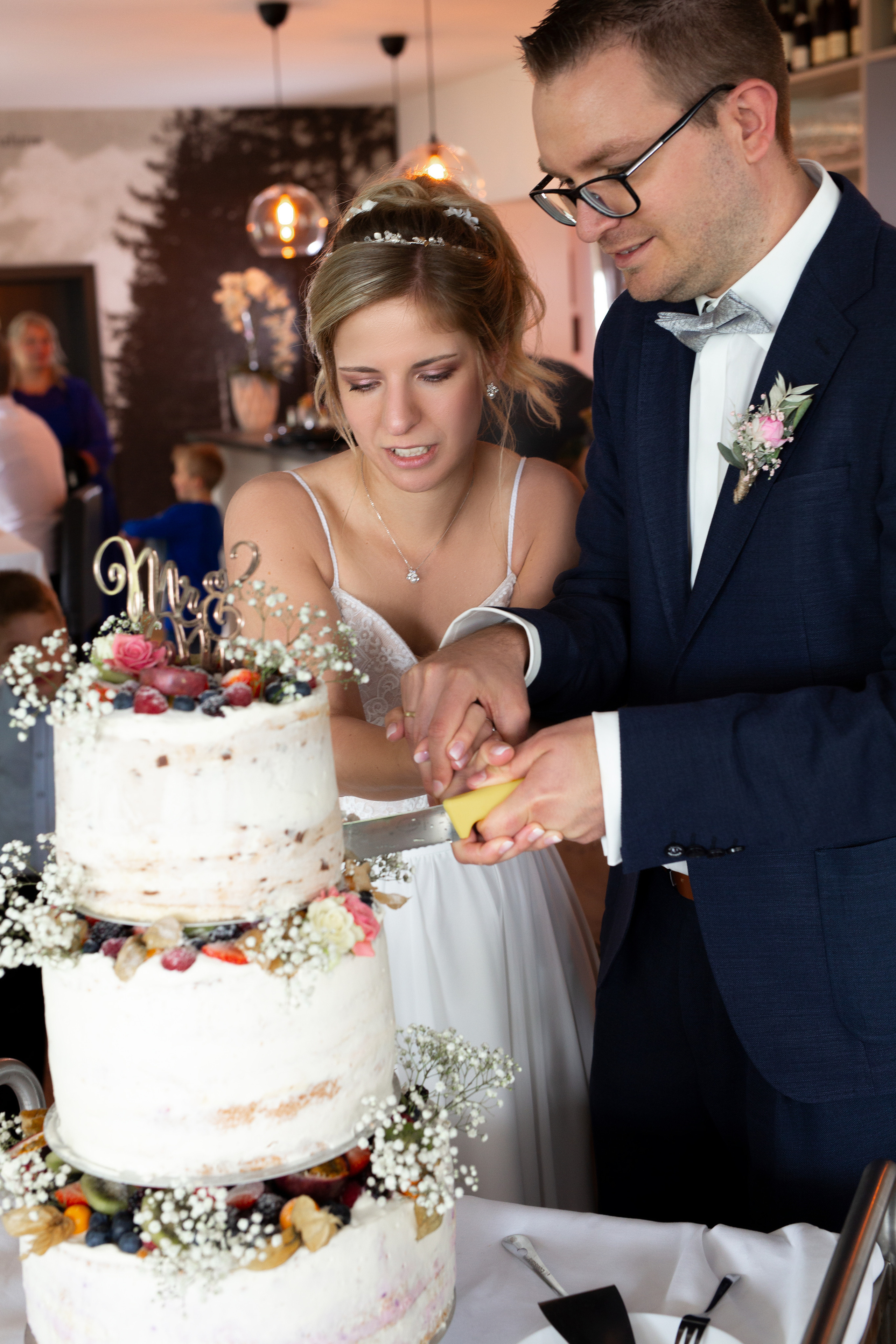 Hochzeitsfotografhagen, Hochzeitsfotografdeutschland, Fotografhagen, Fotografdeutschland, Hochzeitsfotografie, Hochzeitsfotoshooting, Fotoshootinghochzeit, Hochzeitsfotografnrw, Hochzeitsfotografhessen, Hochzeitsfotografholland, Hochzeitsfotografniedersachsen