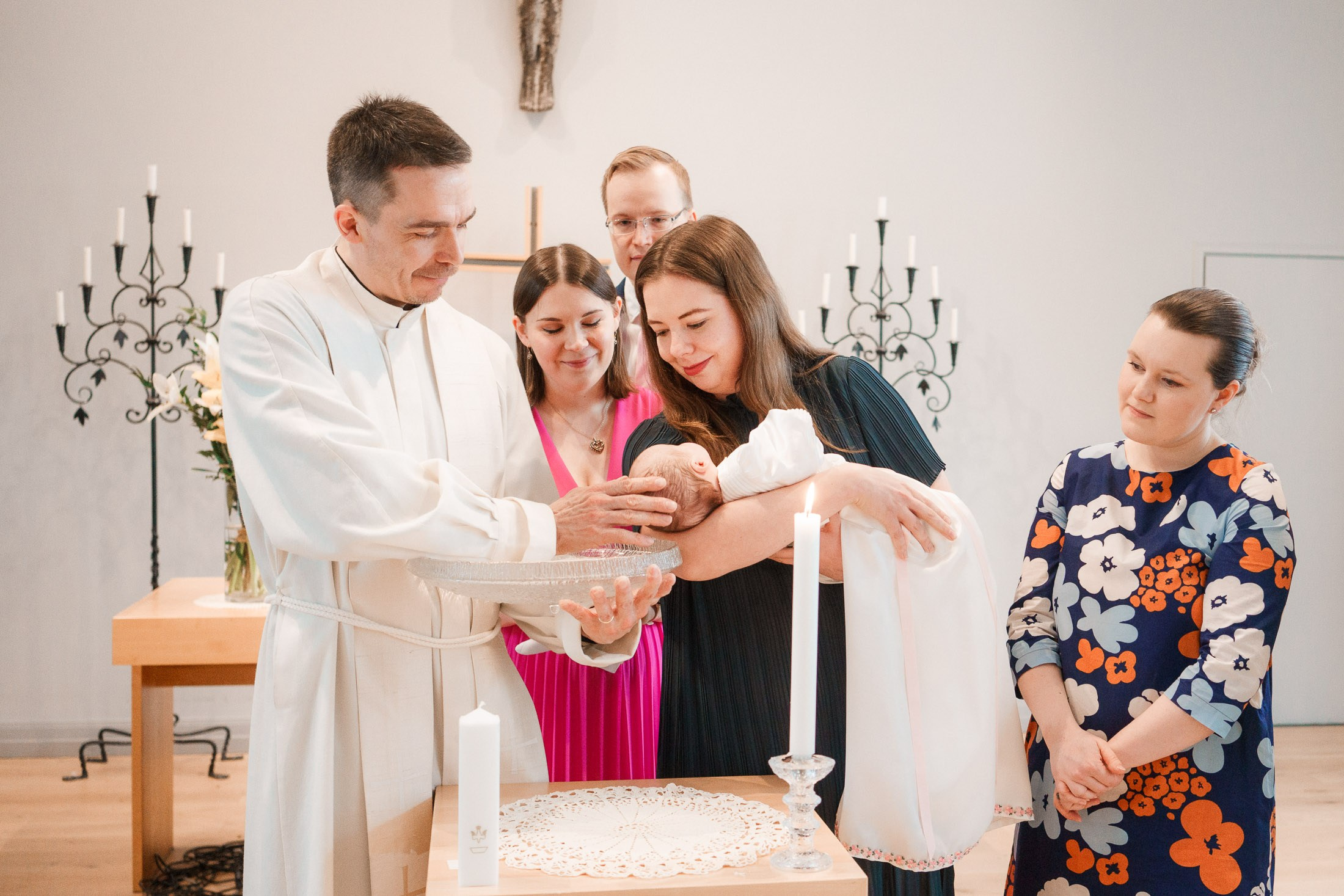 Ristiäisten kuvaus, Huopalahden kirkko