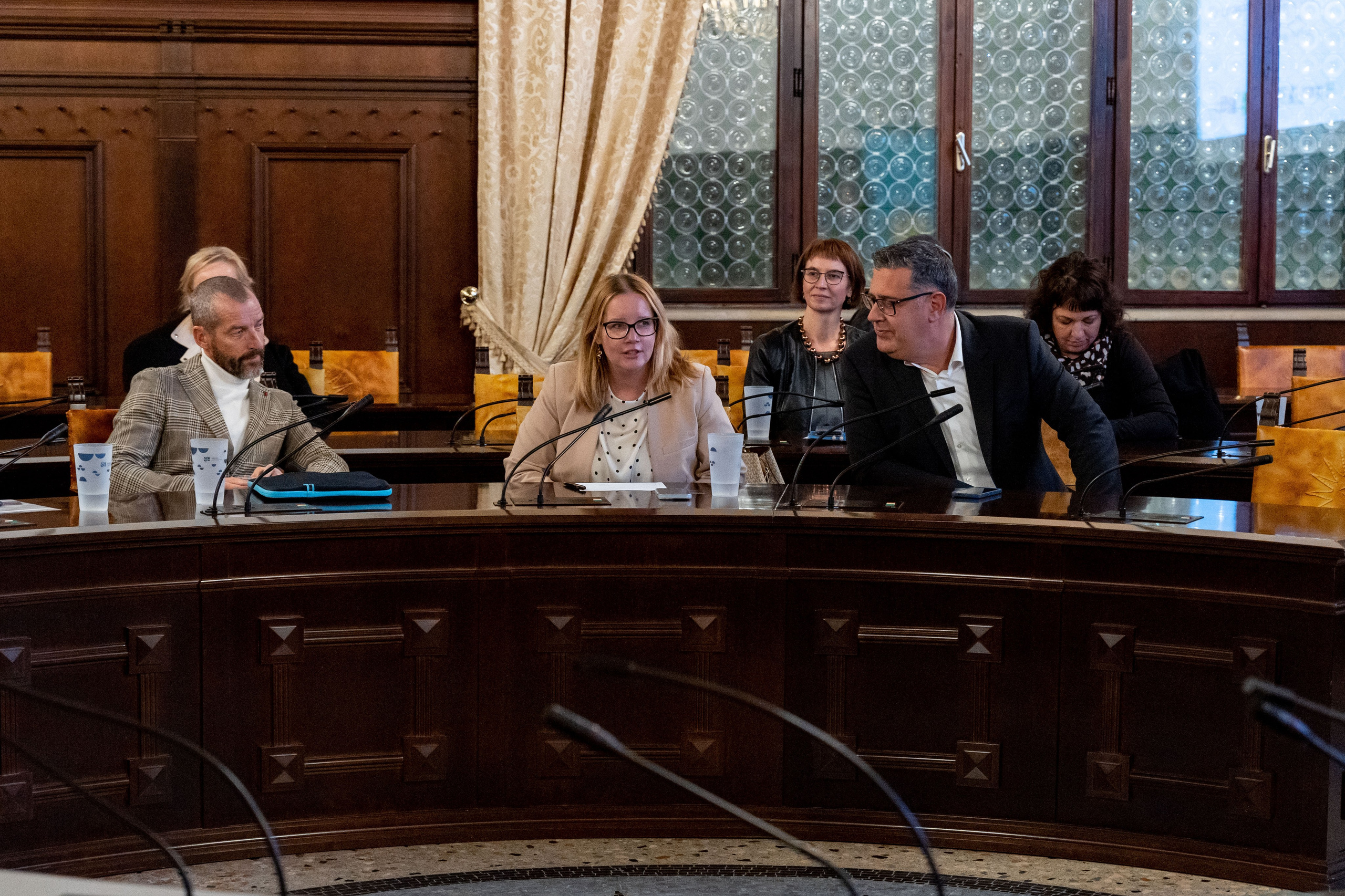 Fotografiranje dogodkov. Fotografinja in videografinja Mariia Bortiakova iz Slovenije: fotografiranje dogodkov, portretov in snemanje videov po vsej Sloveniji