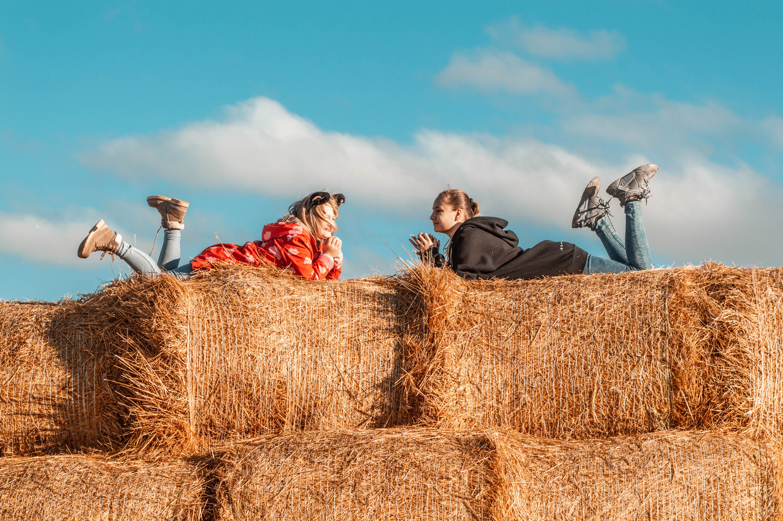 В стогах. Анастасия Благова — Твой фотограф в Малаге 🇪🇸