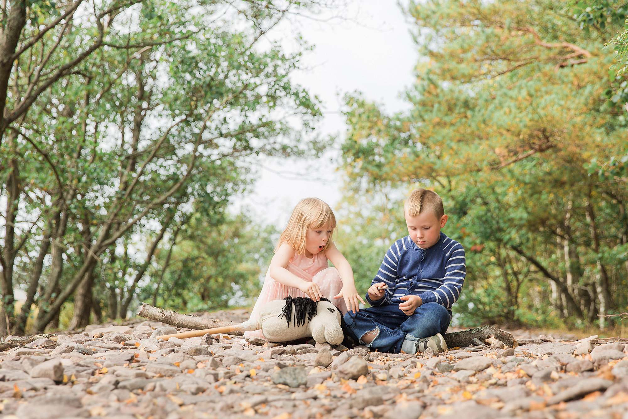 Erilainen lapsi- ja sisaruskuvaus Porissa