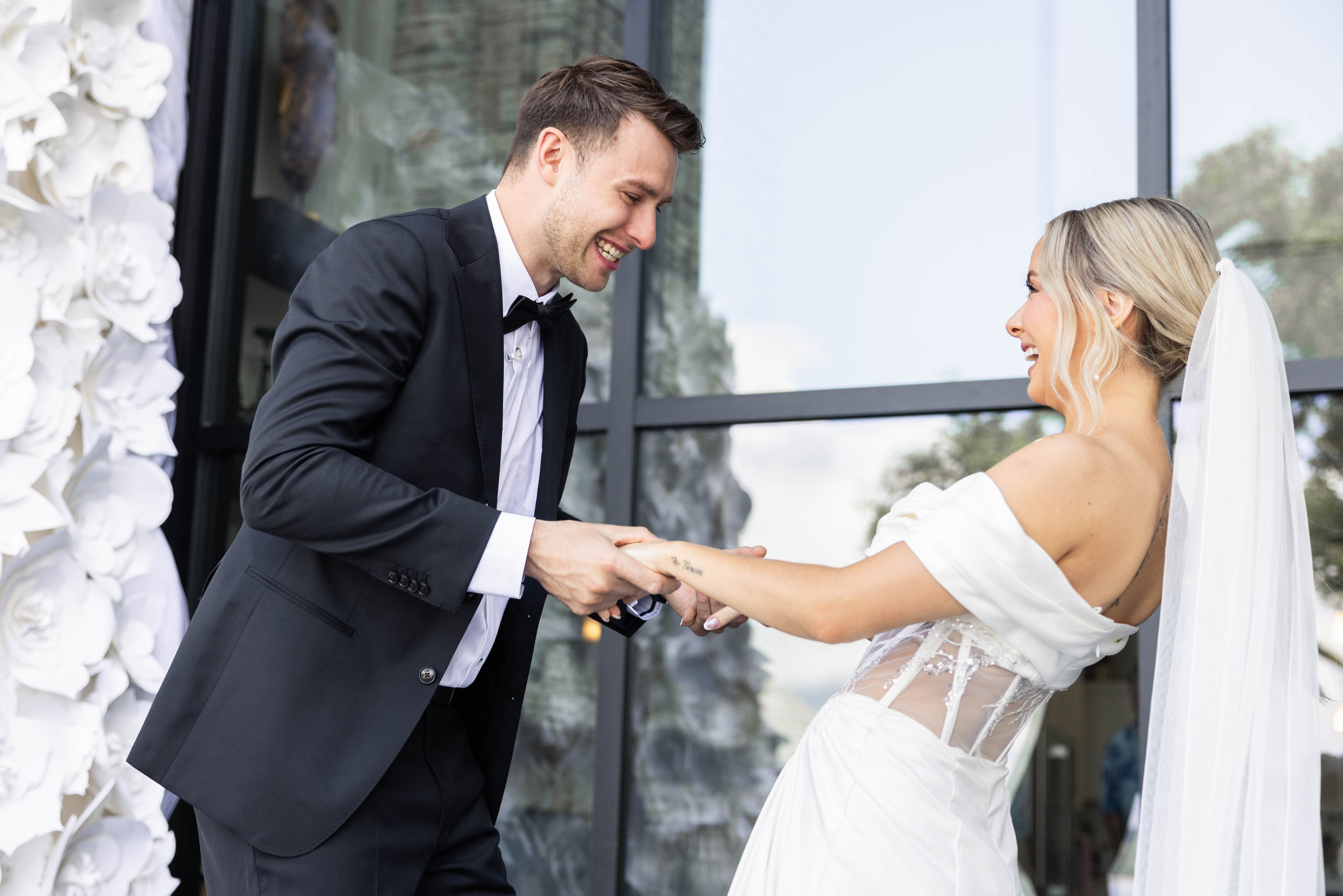 Beautiful Lakeside Wedding Photography. Wedding photography and videography in Regina, Saskatchewan