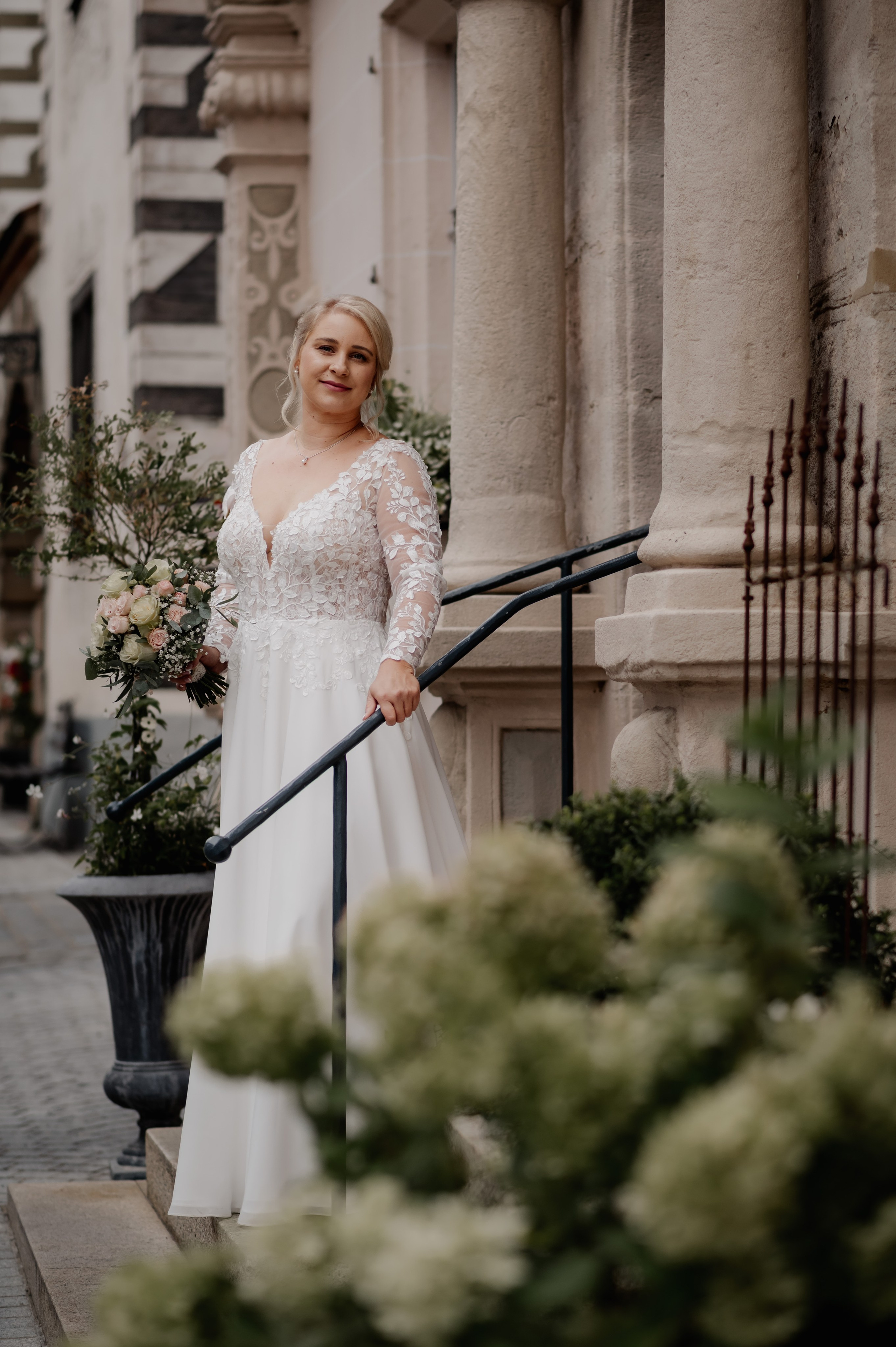 PRE-WEDDING IN WOLFRAMS-ESCHENBACH. Photographer in Nuremberg Irina Mehnert from Ansbach