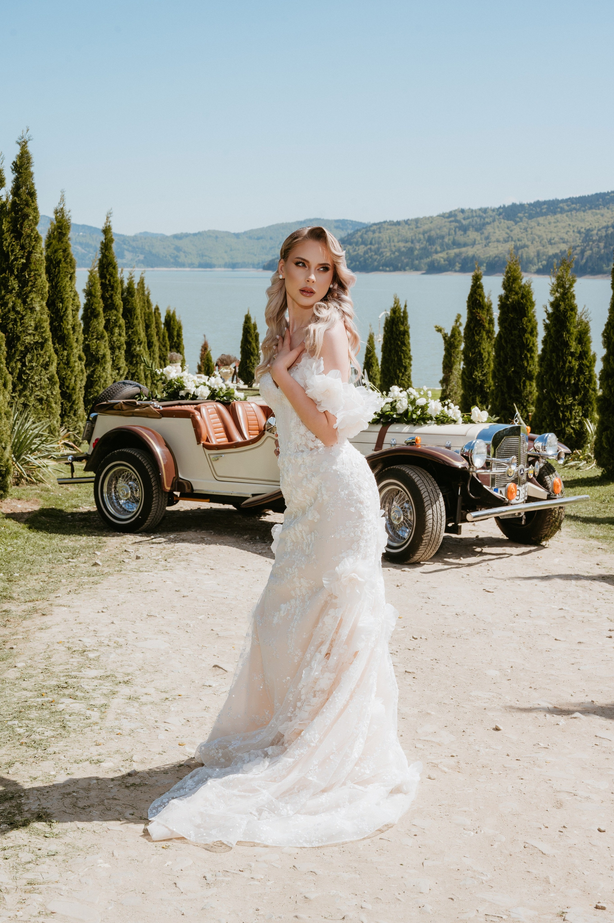 Cristina – Ședință foto editorială cu vibe fashion. Valentin Melen — wedding photographer