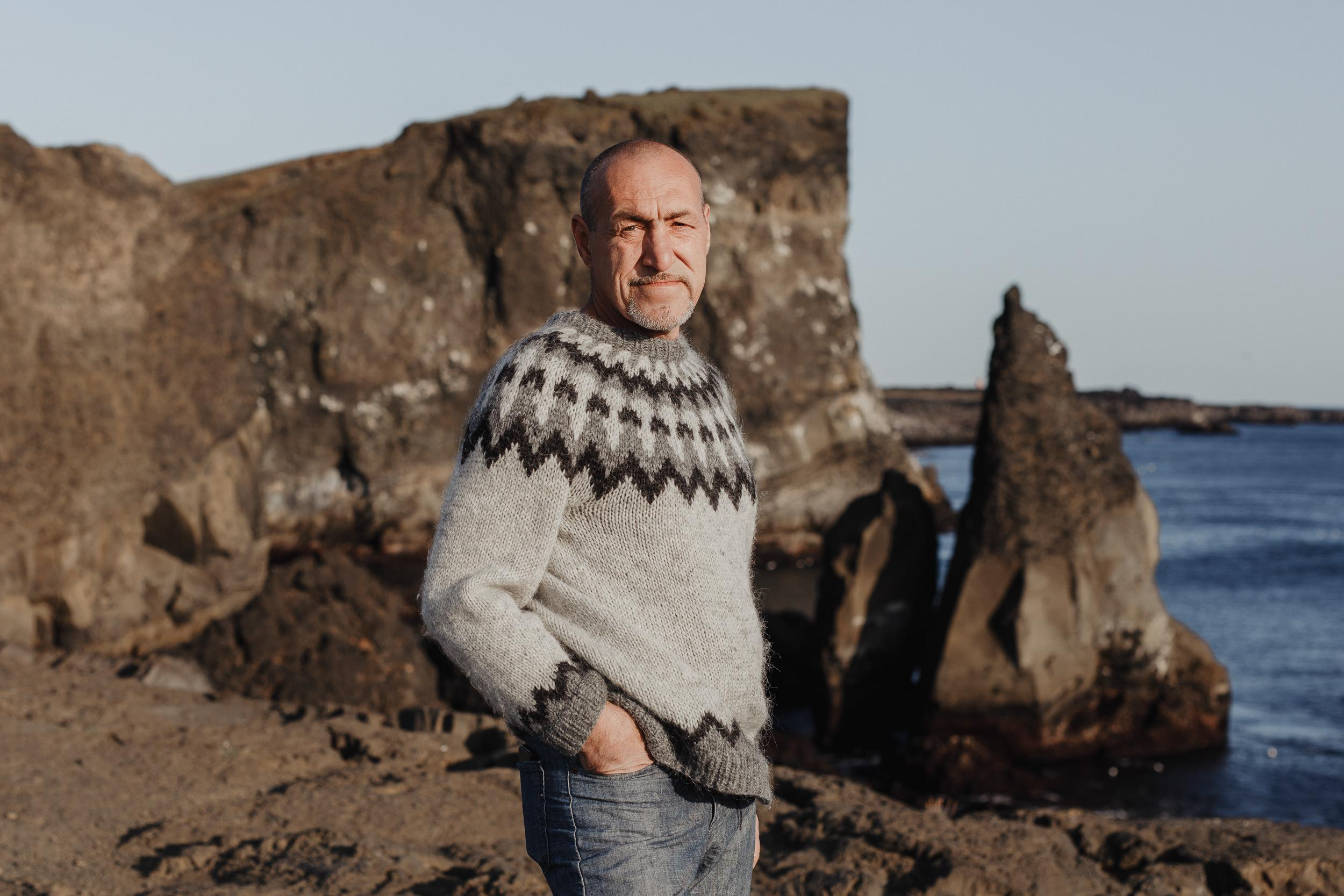Family photographer Iceland. Iceland elopement photo and video | Nikolaichik Photo