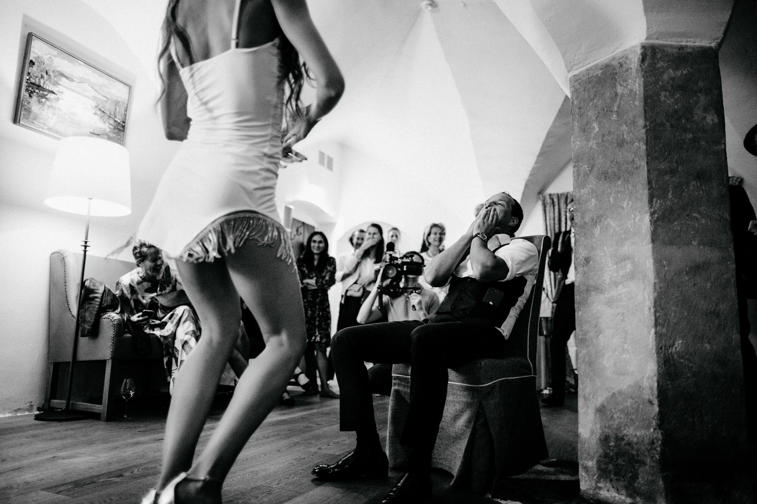 Intimate Wedding in castle Austria. Iceland elopement photographer & videographer