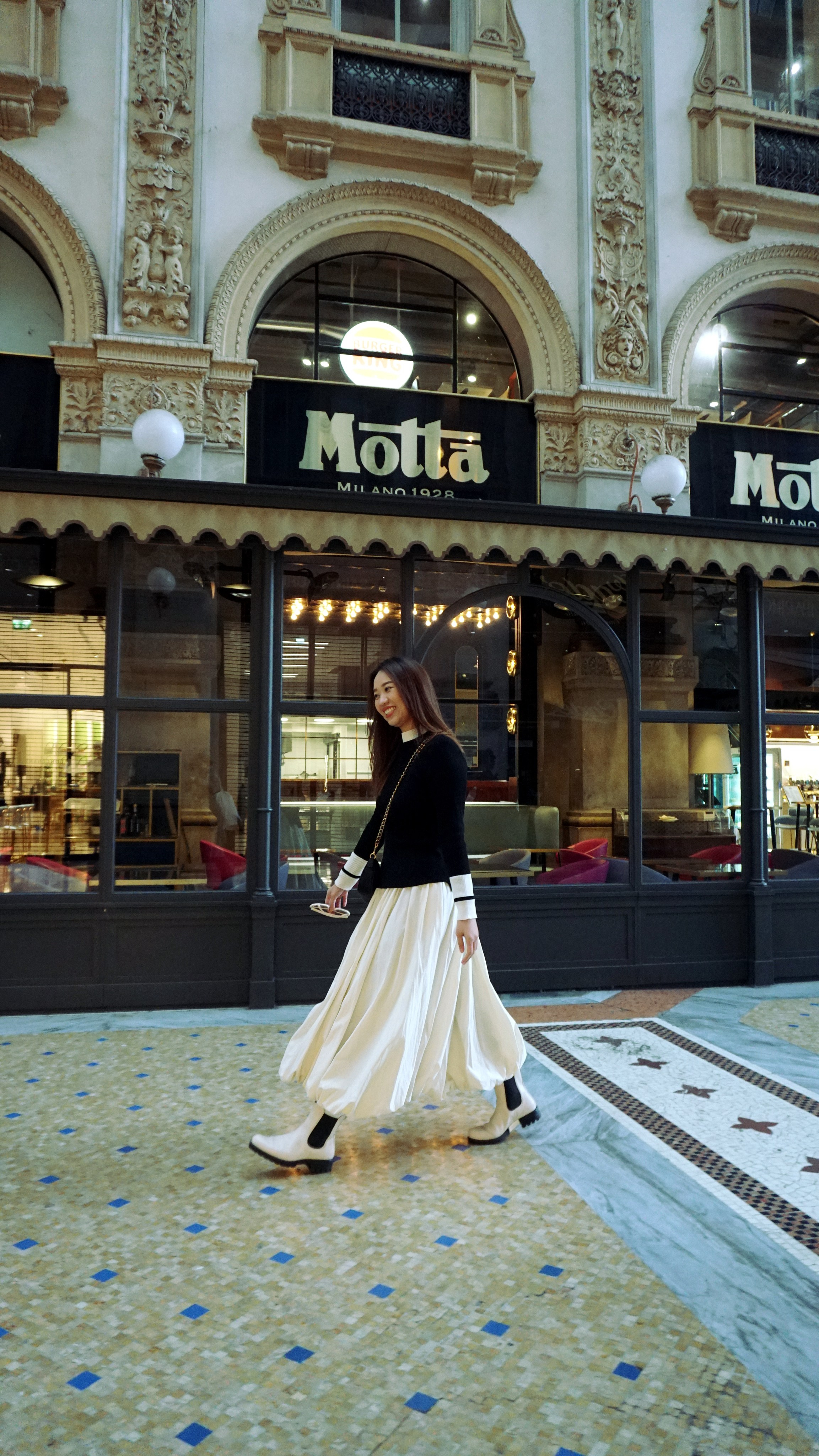 Supranee, Milano. Videografa e Fotografa in Italia Sokhova Albina