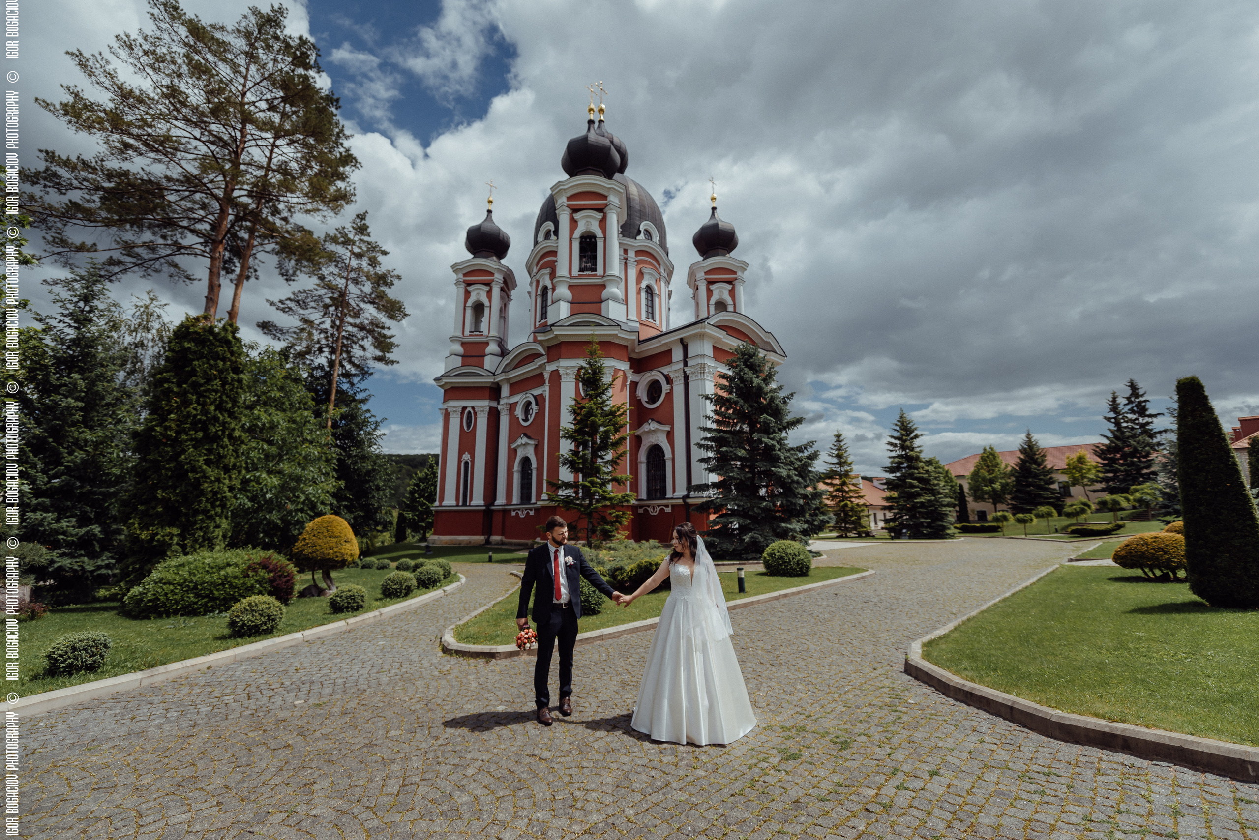 Photographer from Moldova Igor Bogaciov