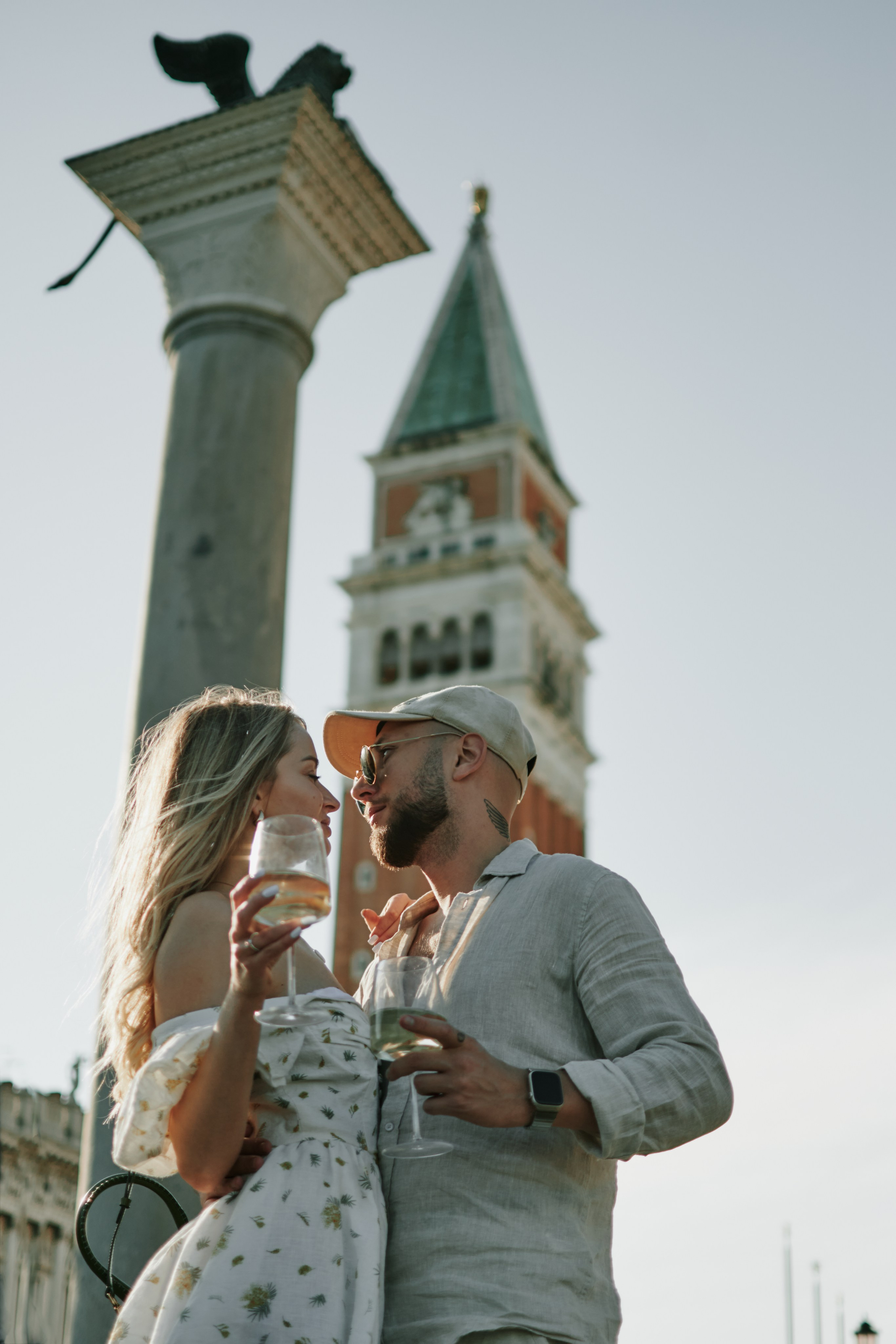 Surprise Engagement Photoshoot in Venice on a Boat. Photographer in Venice, Italy. Yana Zotova
