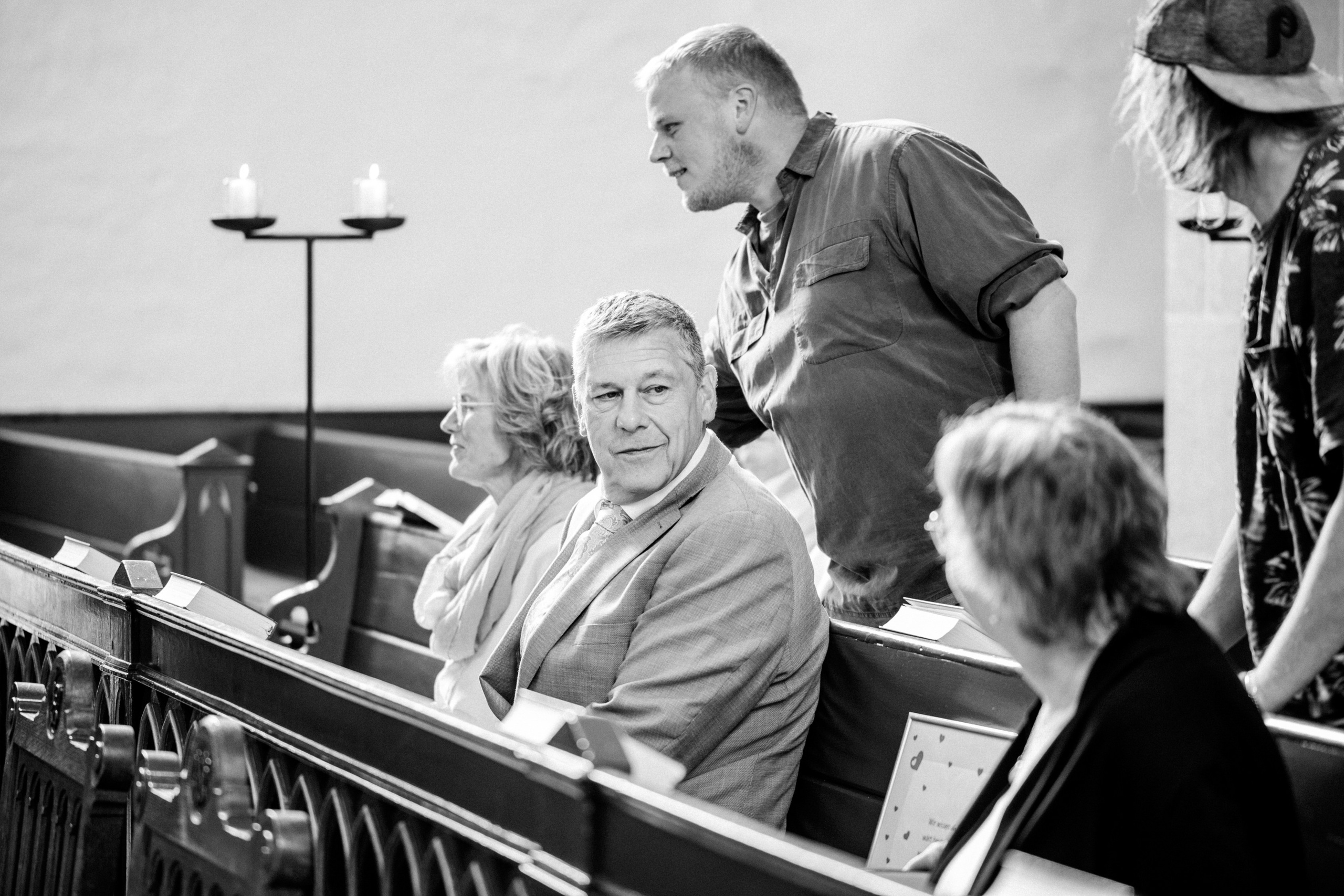 Kirchliche Trauung in Oerlinghausen. Hochzeitfotograf in Bielefeld