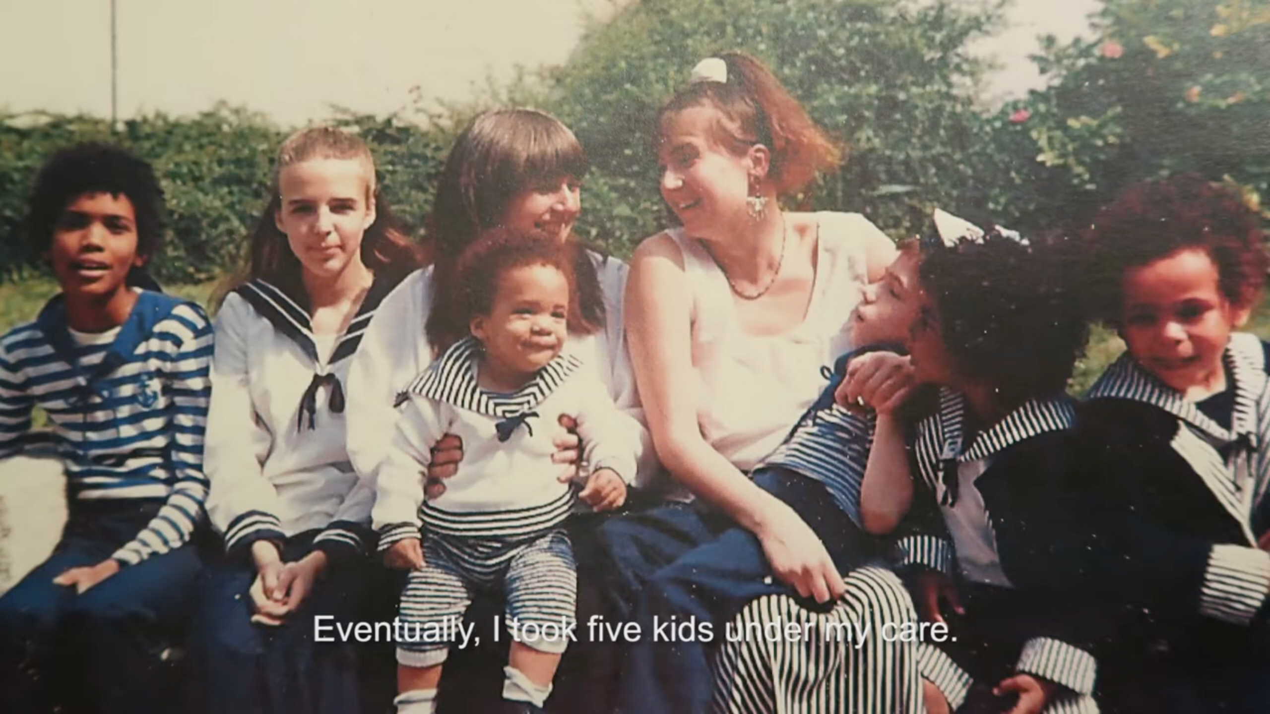 Anyák. Mayya Kelova artist