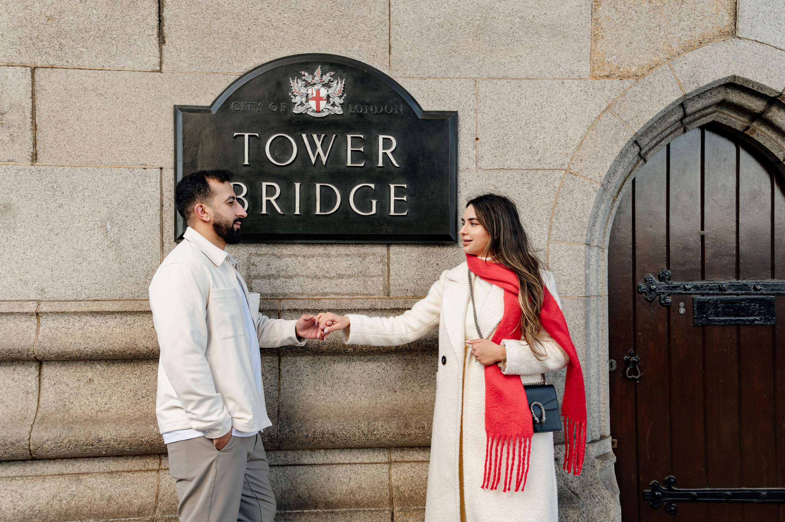 Tower Bridge Mahmood&Yalo. FAMILY AND WEDDING PHOTOGRAPHER IN LONDON MARINA RIVA