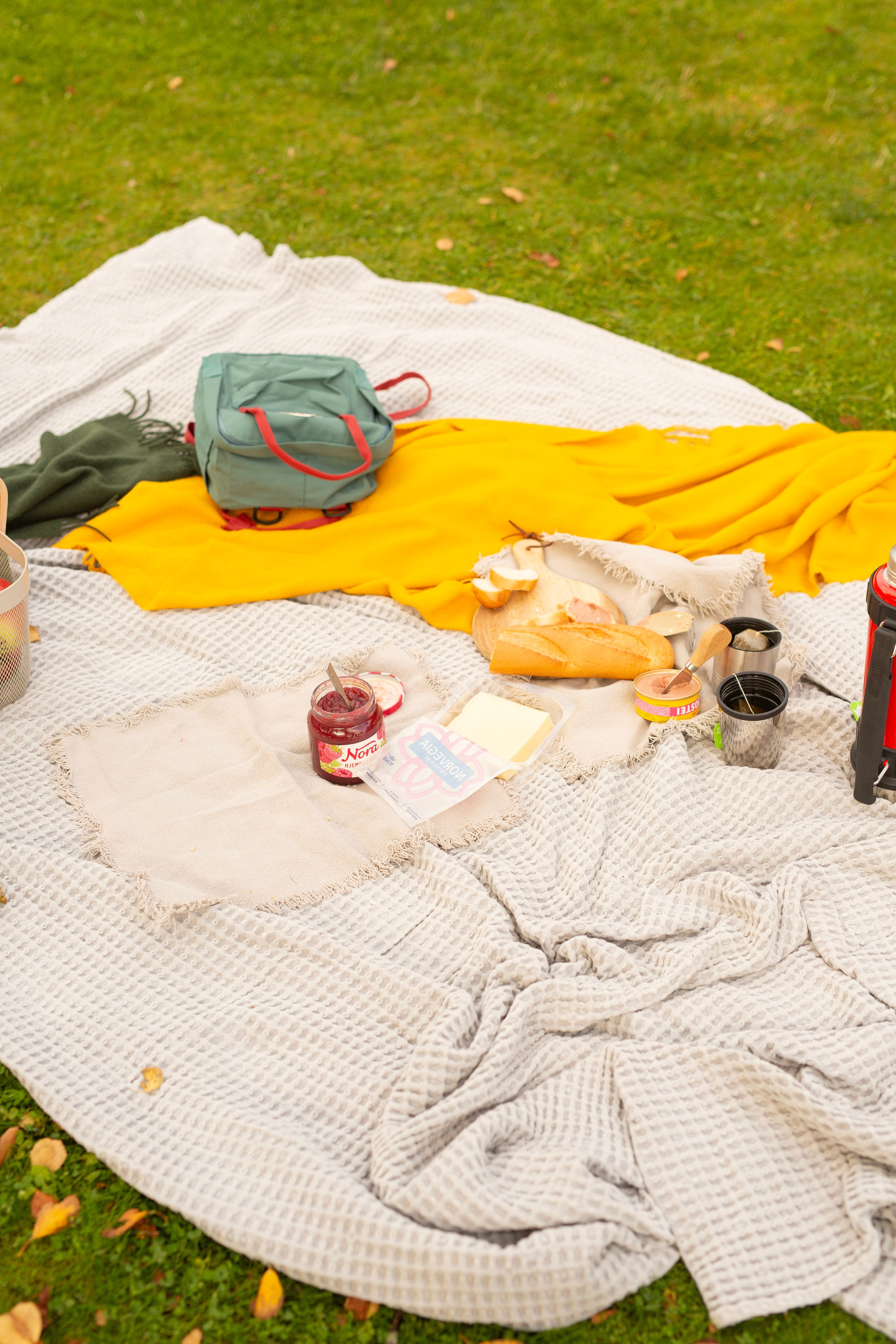 Piknick. Family and real state photographer in Haugesund Dina Vikra