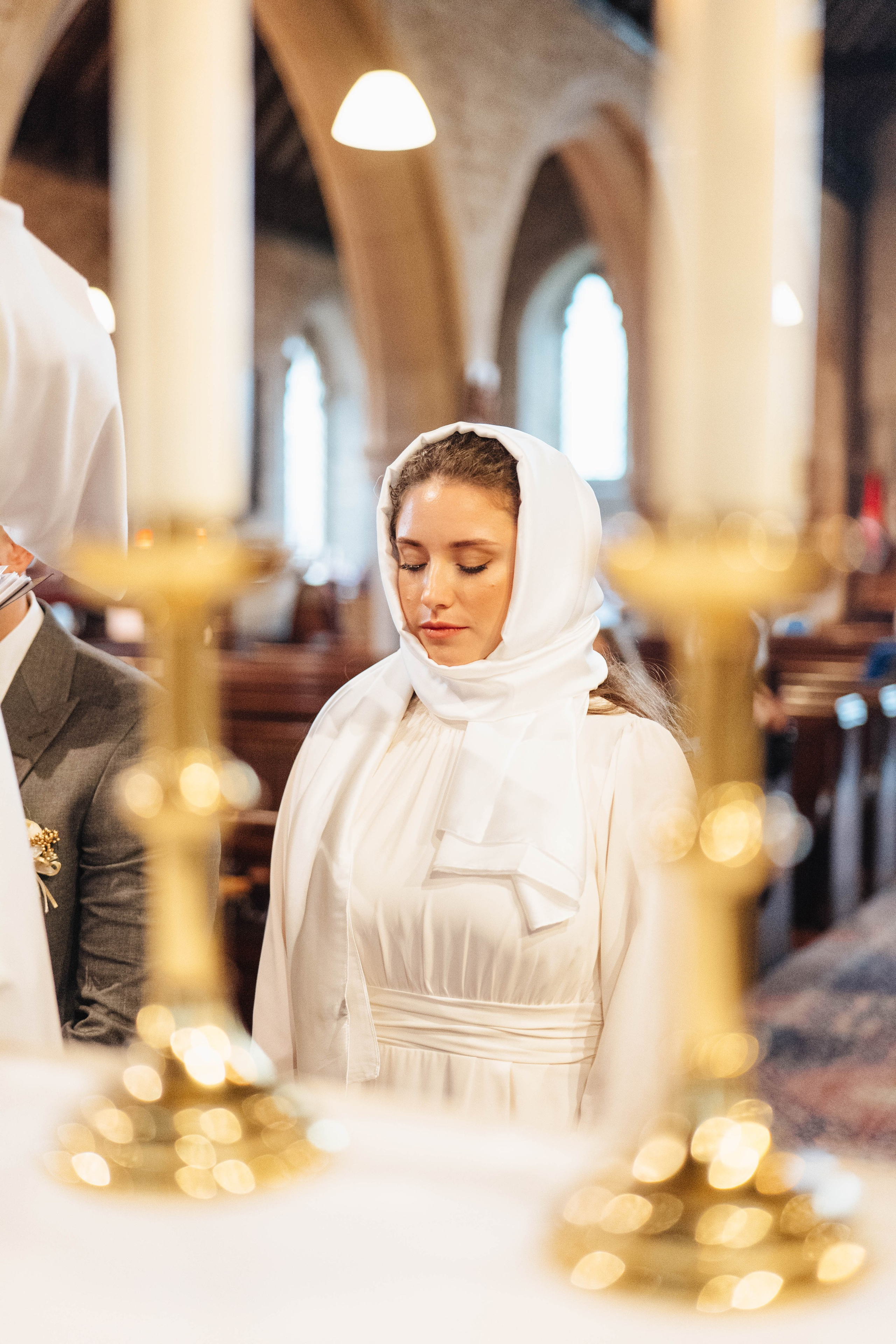 photoshoot of ukrainian wedding ceremony in the church