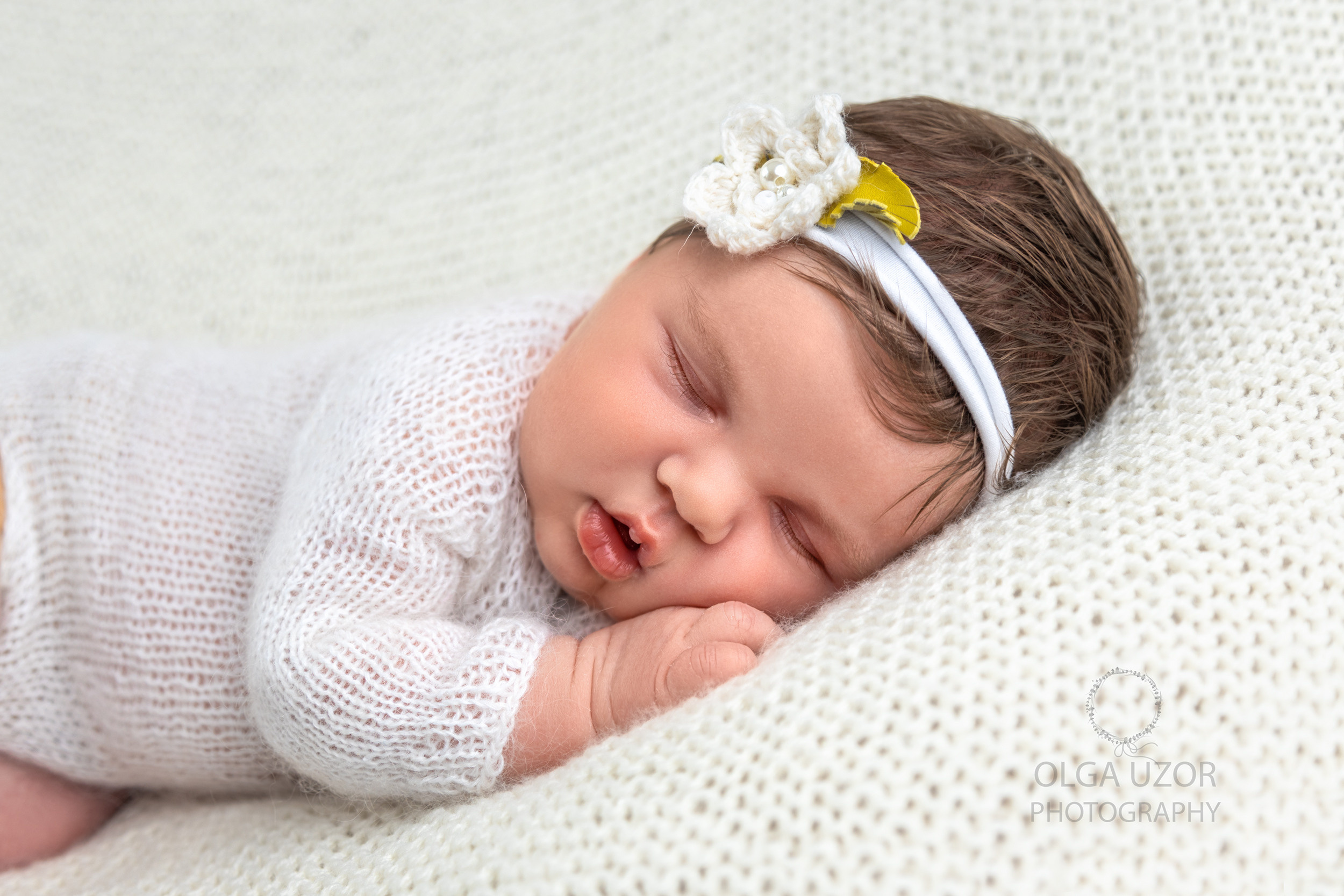 Newborn photo session Stevenage, Hertfordshire. Photographer. Stevenage, Hertfordshire family, maternity and newborn photographer