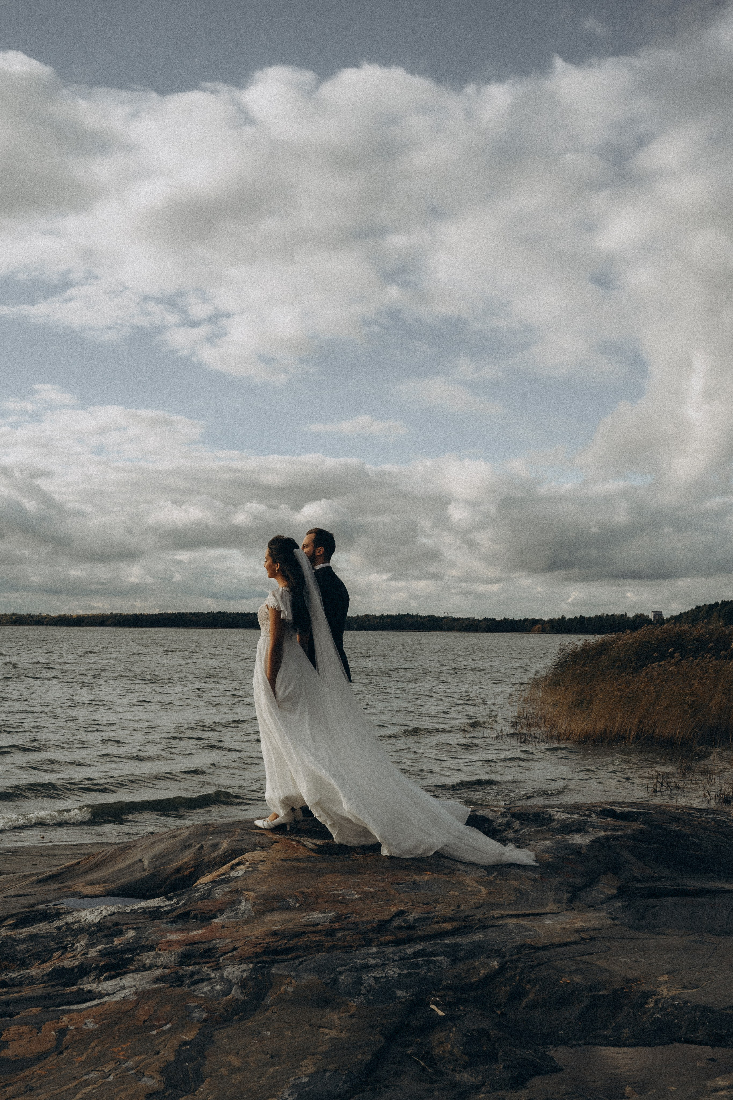 W&S. Wedding and portrait photographer in Helsinki Vickan O