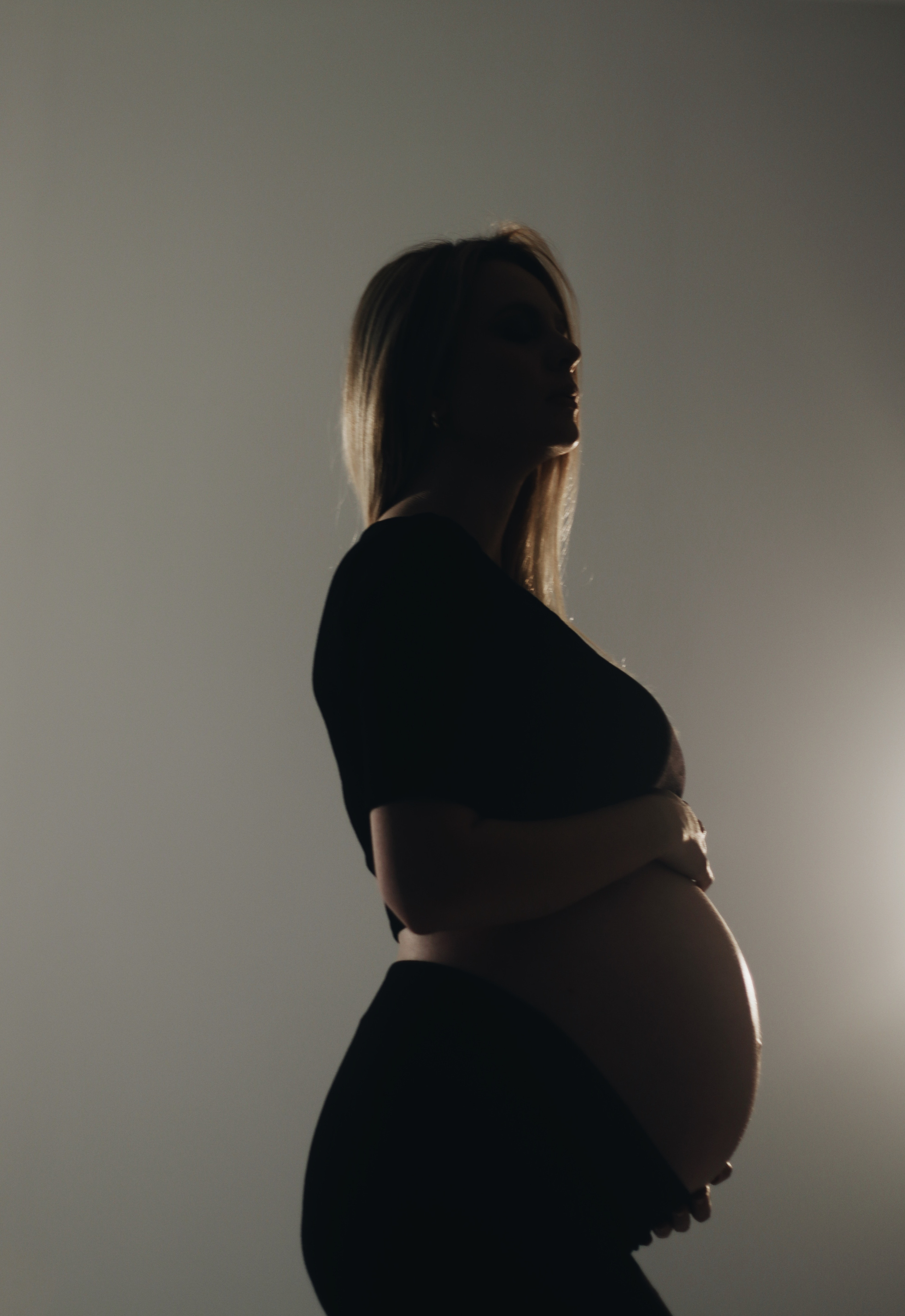 Беременность — Любовь — Студия. Анастасия Крылова | Фотограф в Будапеште & Мюнхене