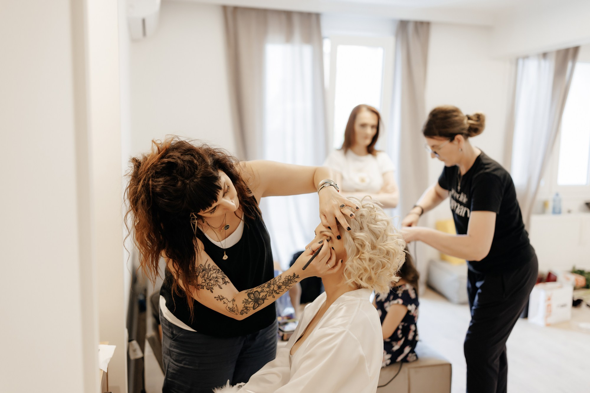 Lambros-Adriana. Fotograf și videograf de nuntă R. Moldova, Romania