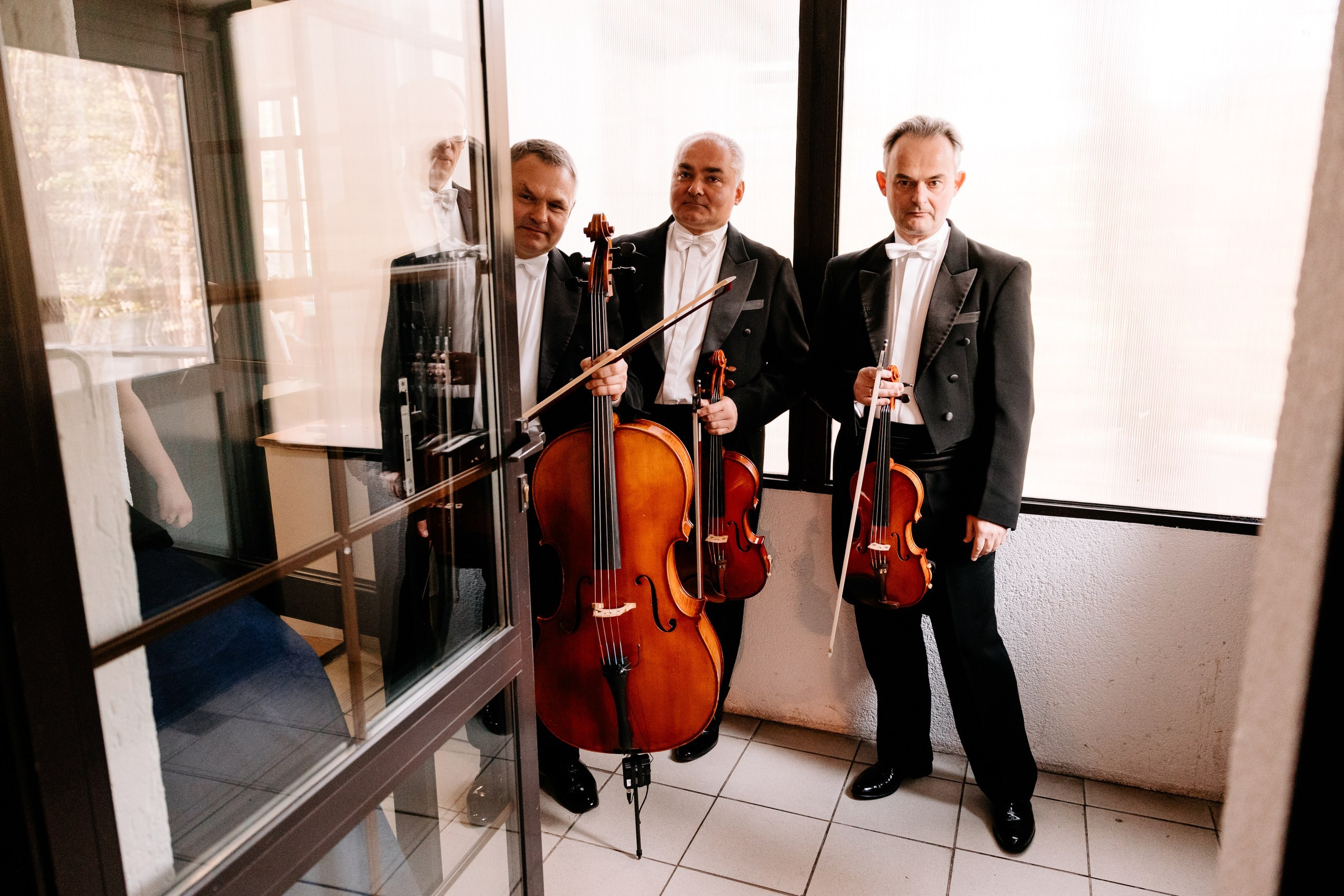 Mocarta Trio. Fotograf Ślubny Warszawa - Sesje Biznesowe Rodzinne Eventy