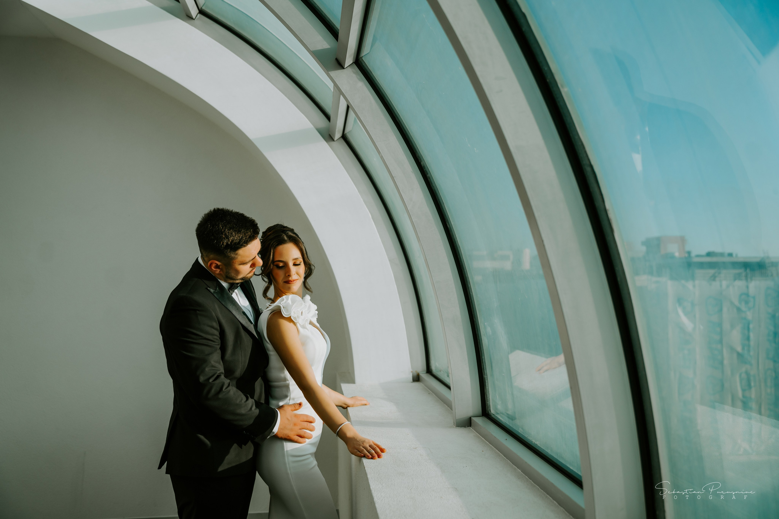 Ana & Bogdan. Sebastian Purusniuc Fotograf - Iasi