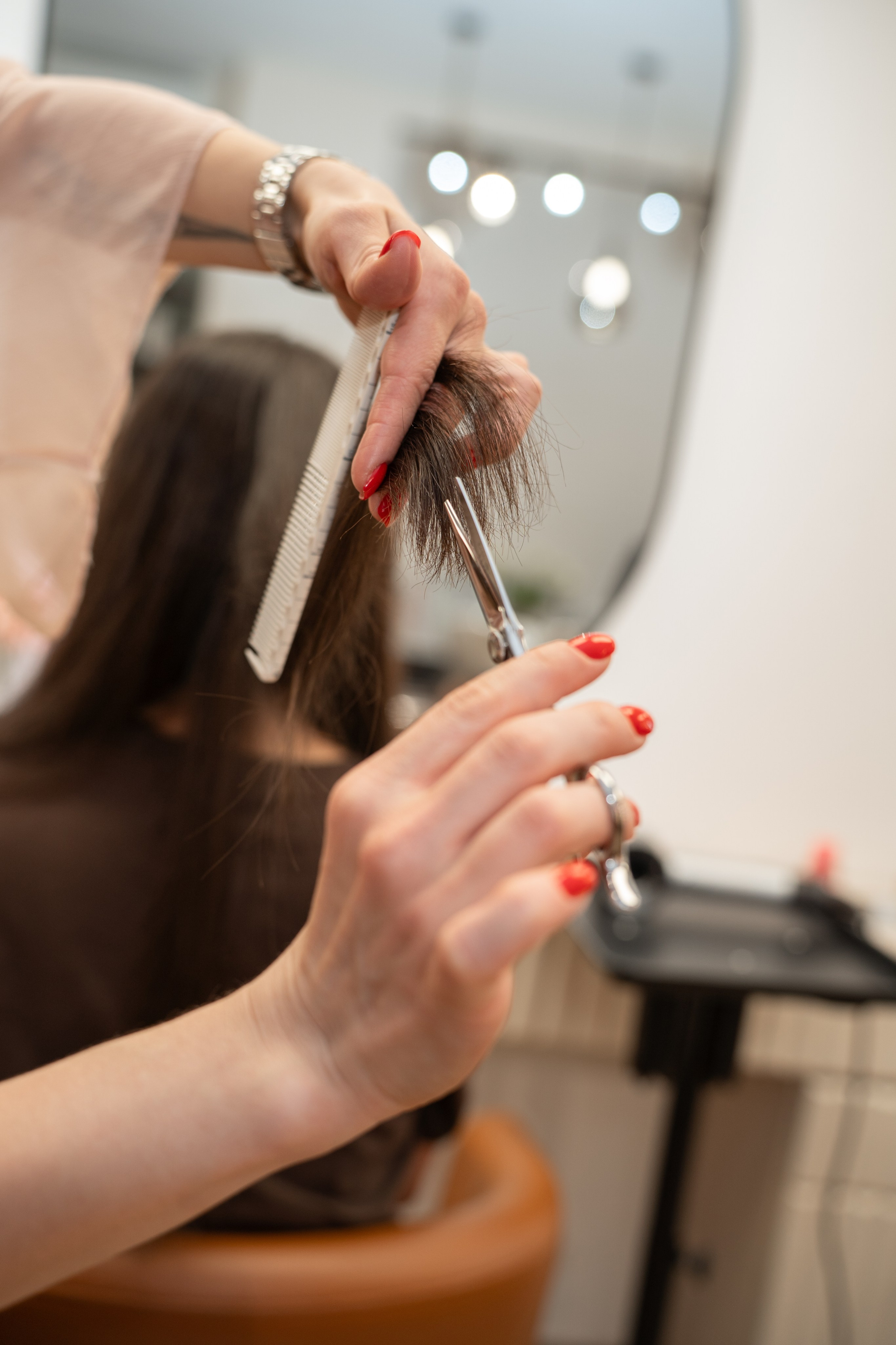 Content shooting for Salon BLOU. Photographer in Madrid, Spain. Alyona Belyaninova