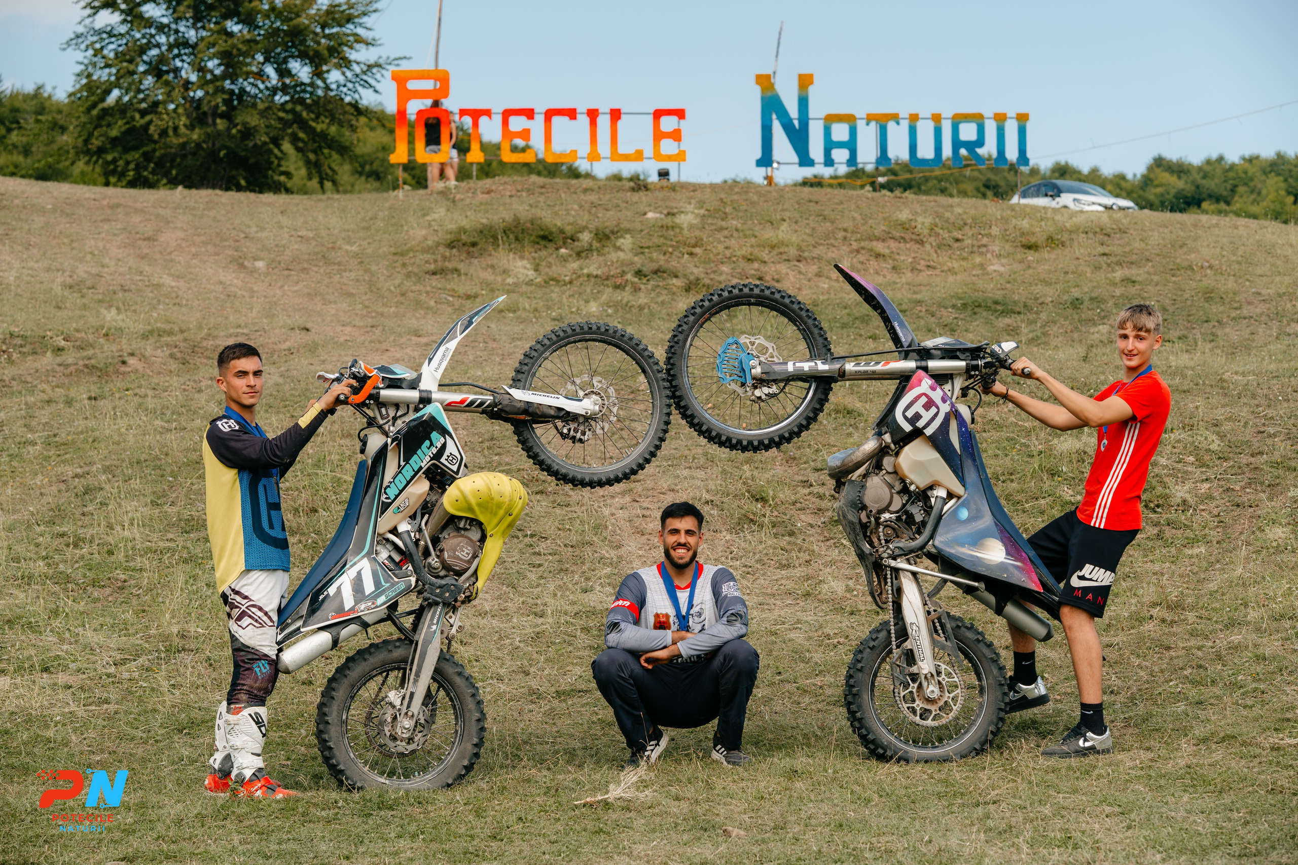 Potecile Naturii 2025. Raw Studio. Fotograful tau de nunta!