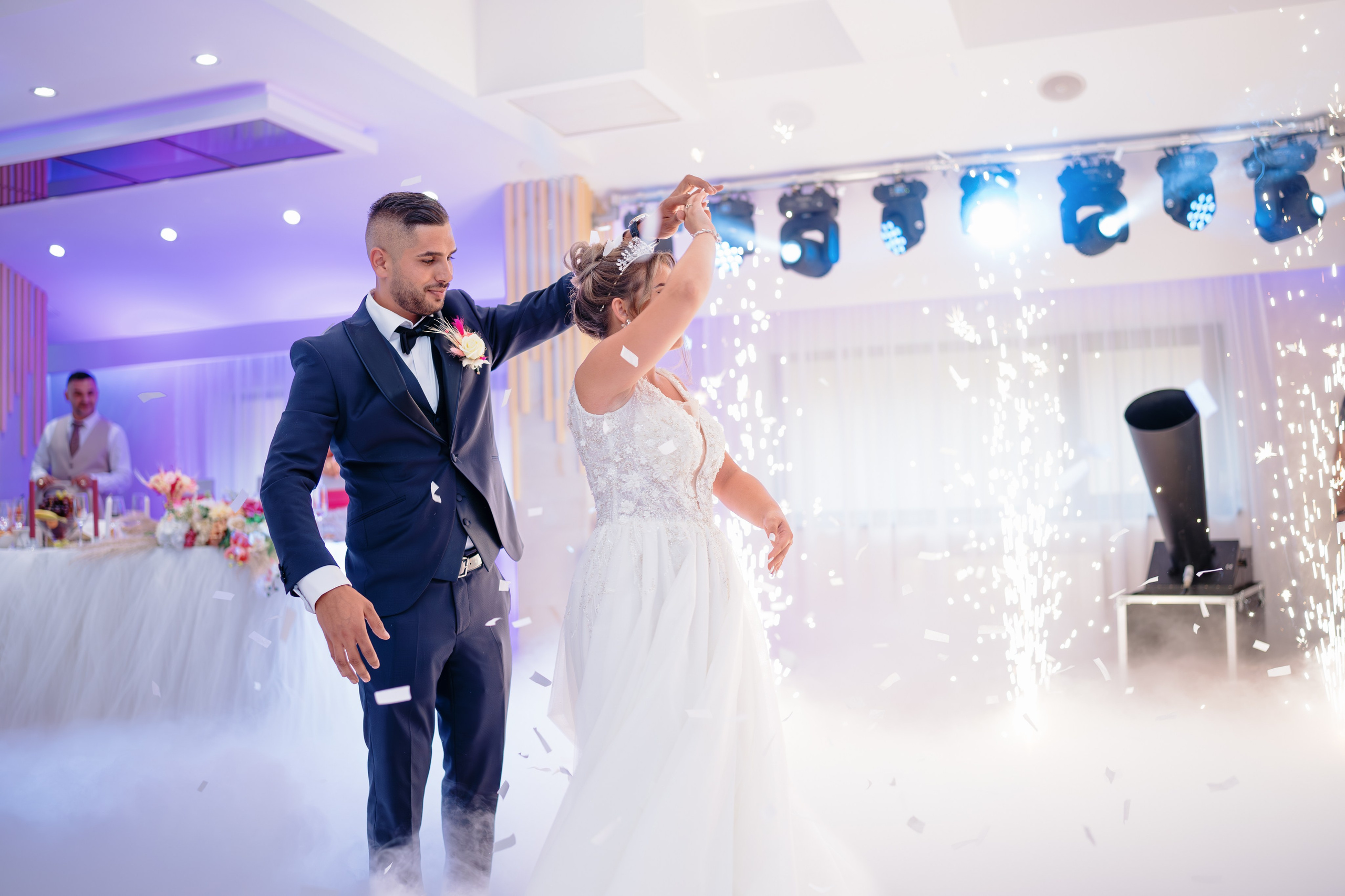 Roberta&Claudiu. Avram Madalina Photography