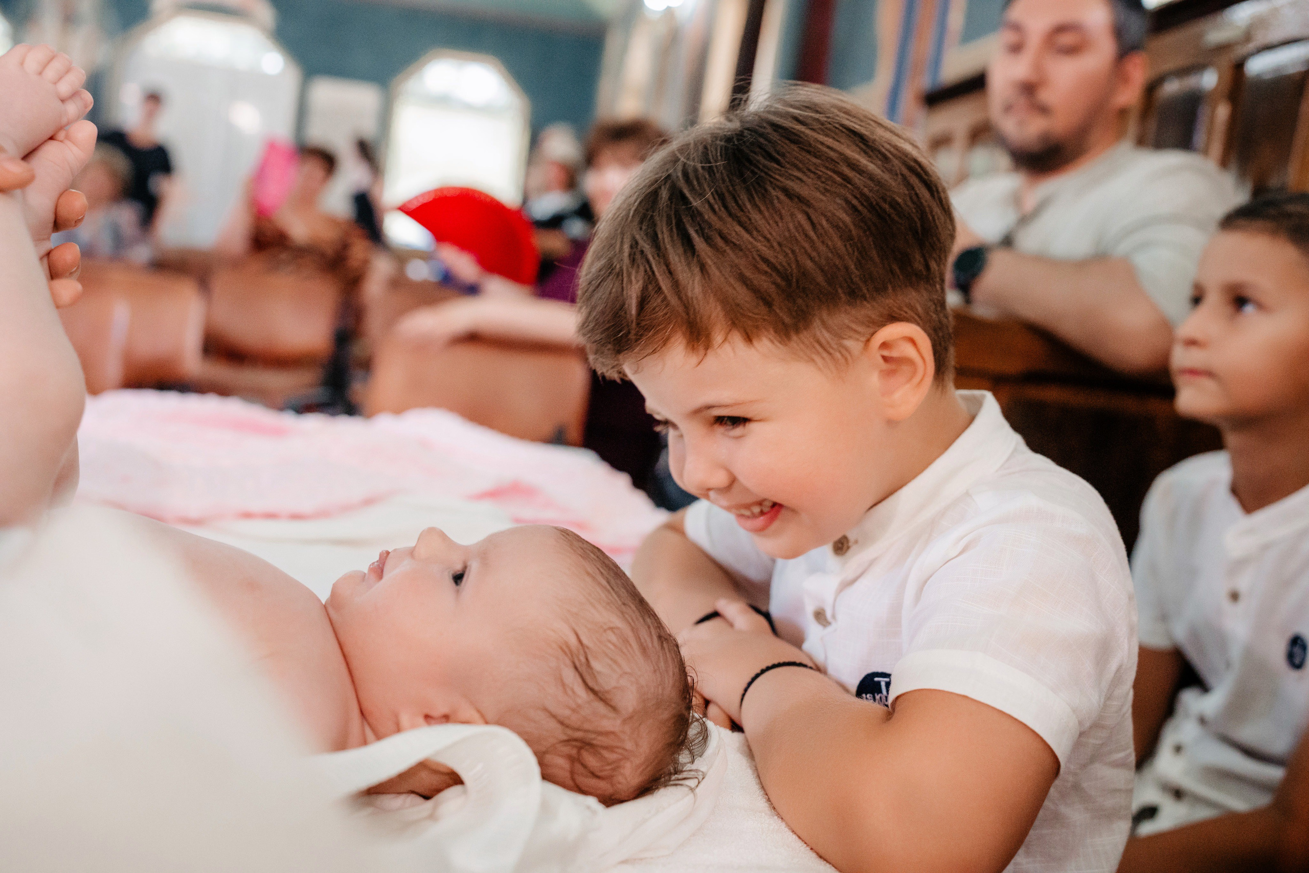 Larisa Ioana. Raw Studio. Fotograful tau de nunta!