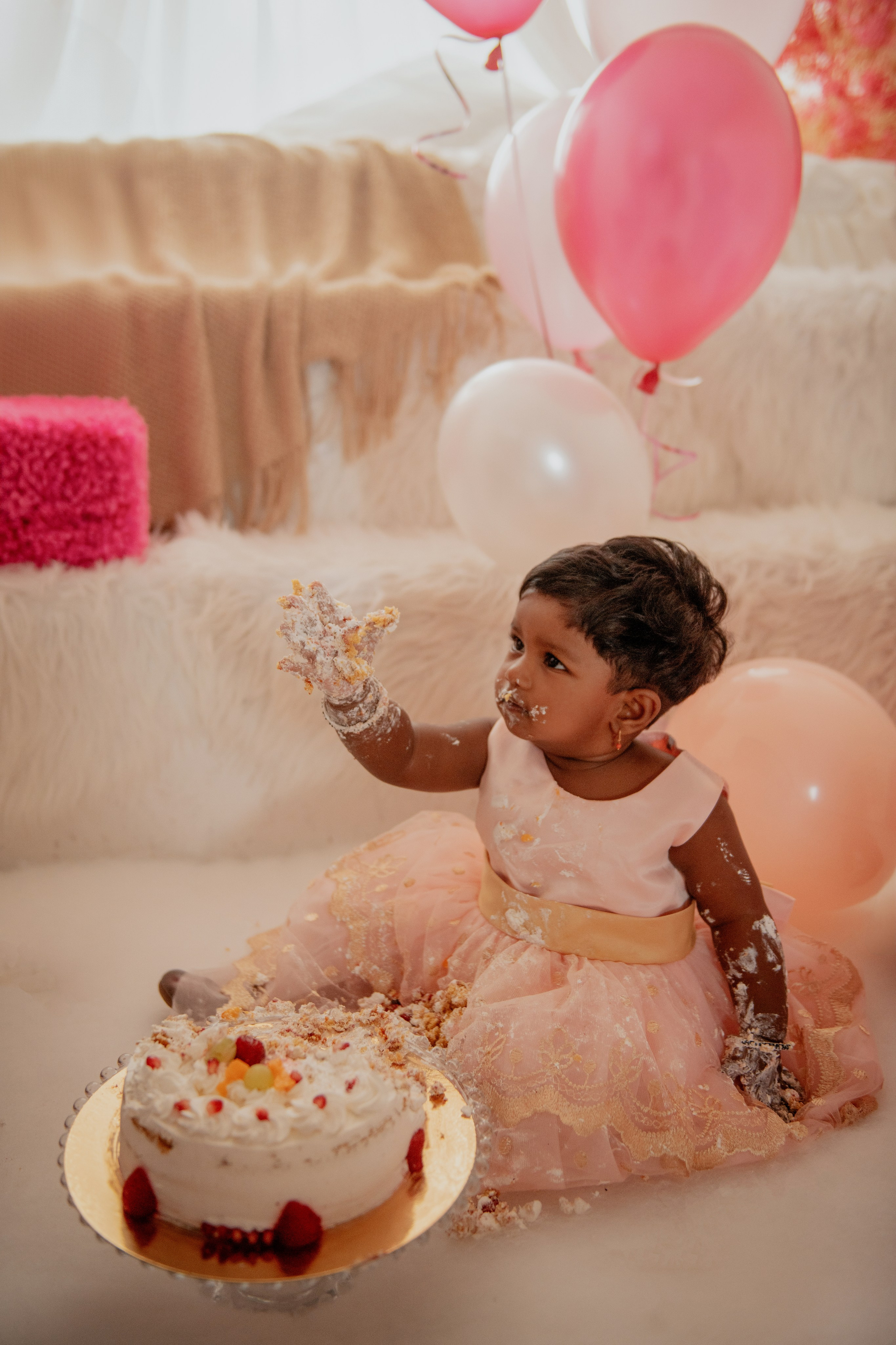 Съемка дня рождения в студии в центре Праги. Профессиональный фотограф в Праге Анастасия Харитонова