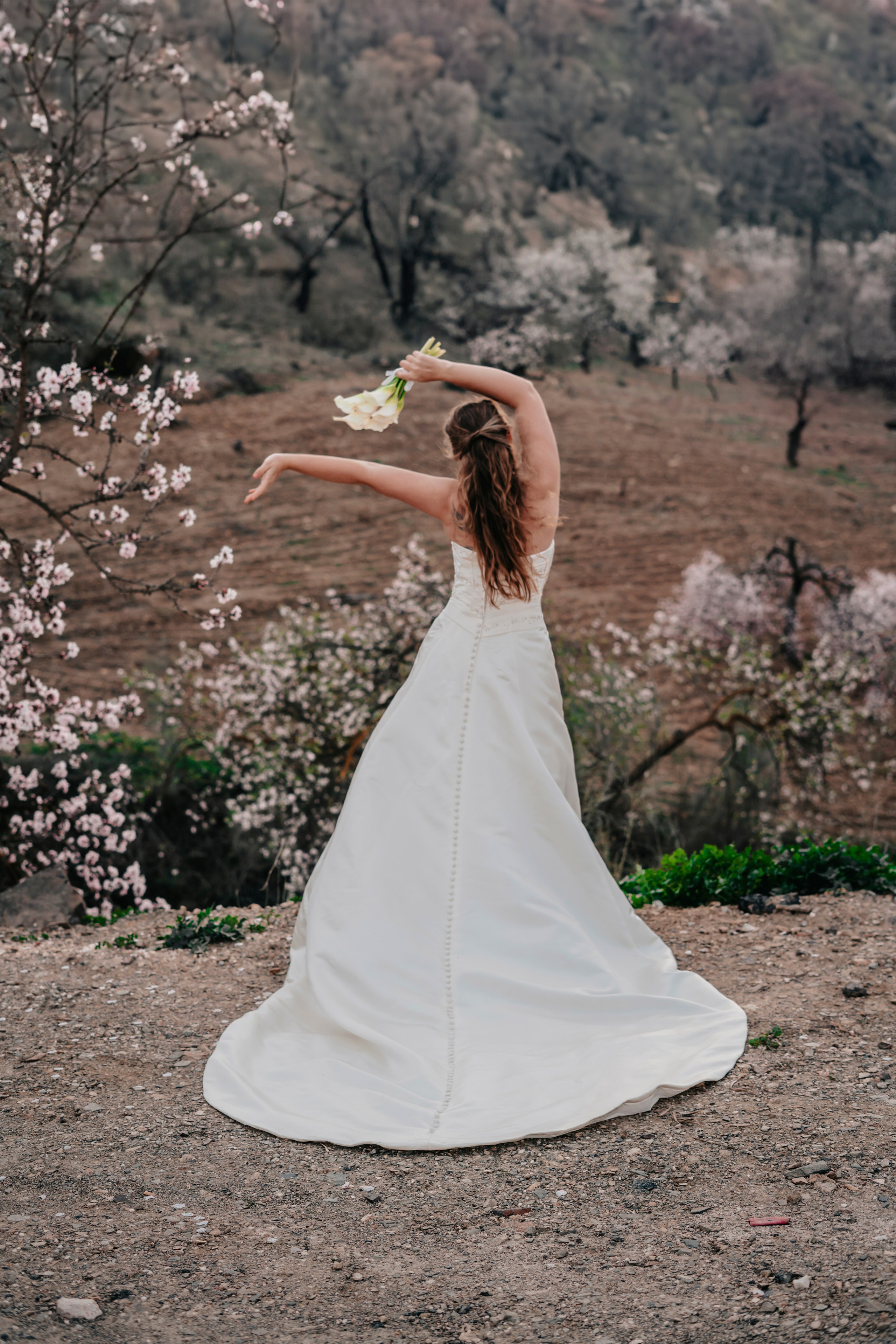 Свадебная прогулка в цветущем миндале. Анастасия Благова — Твой фотограф в Малаге 🇪🇸