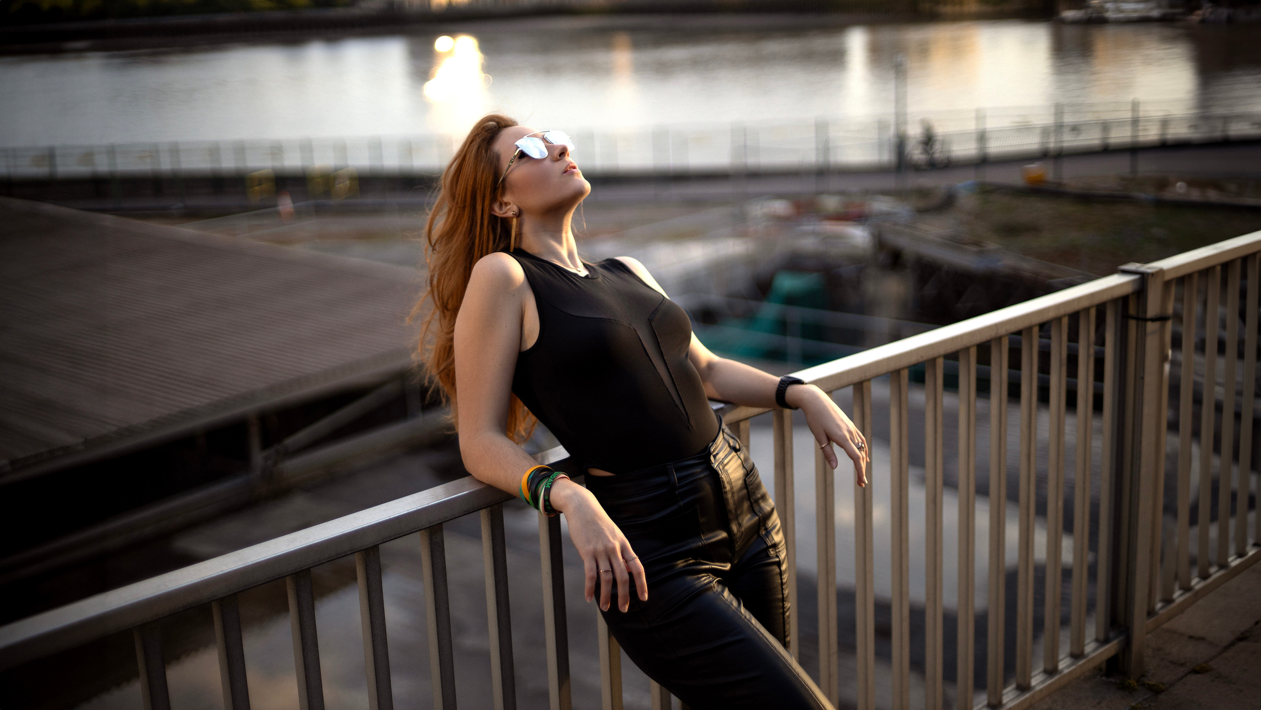 alt="professional headshot photographer UK"