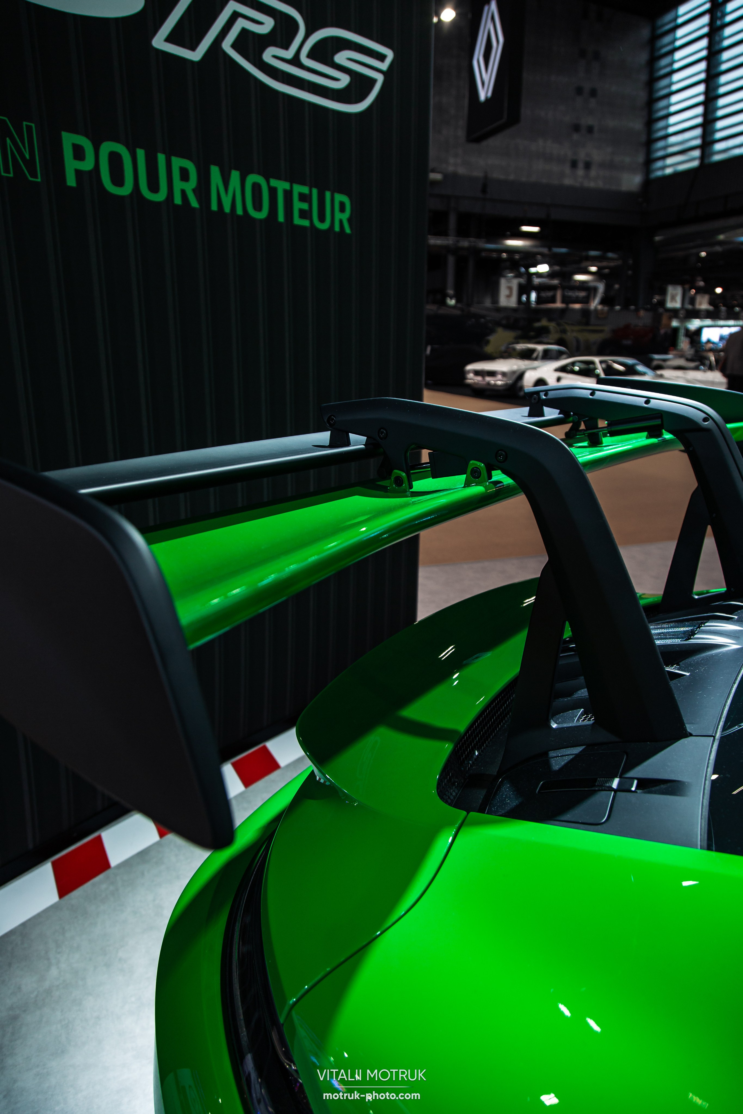 Retromobile 2023. Photographer in Paris — Vitalii Motruk