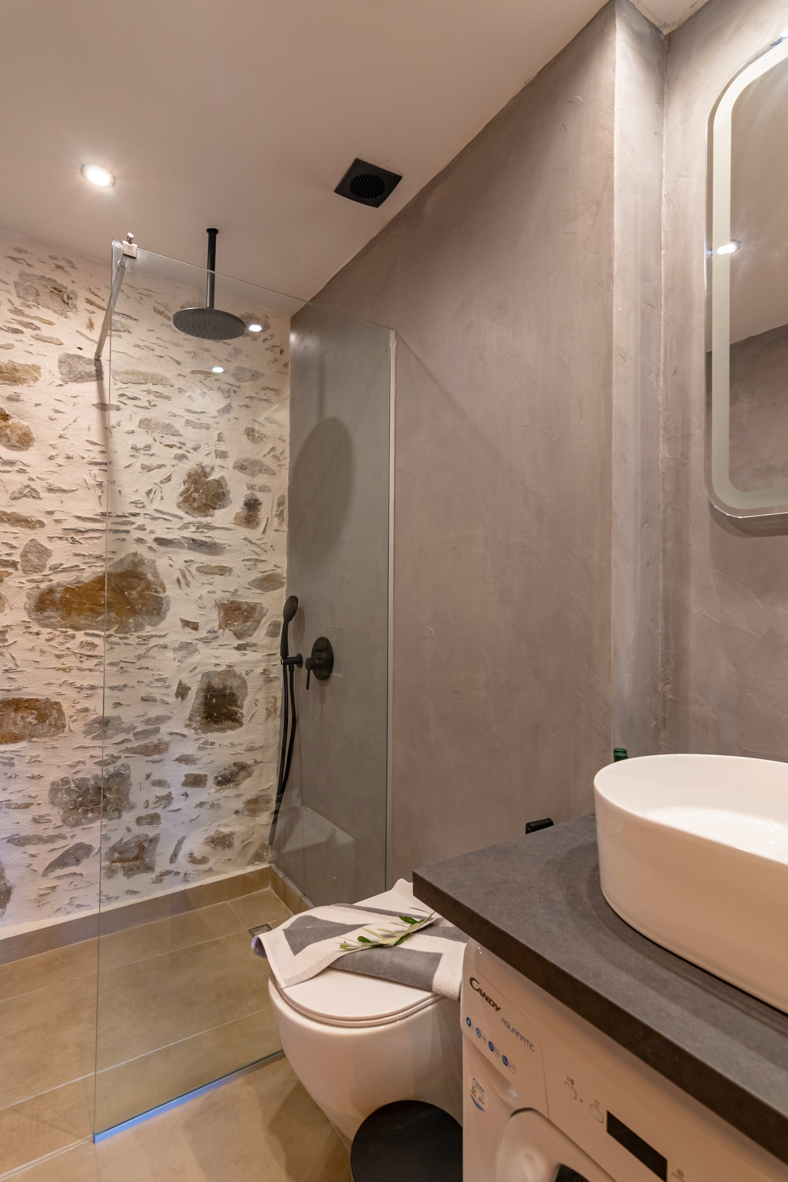 Plagia Stone studio. Photograper in Chania, Crete