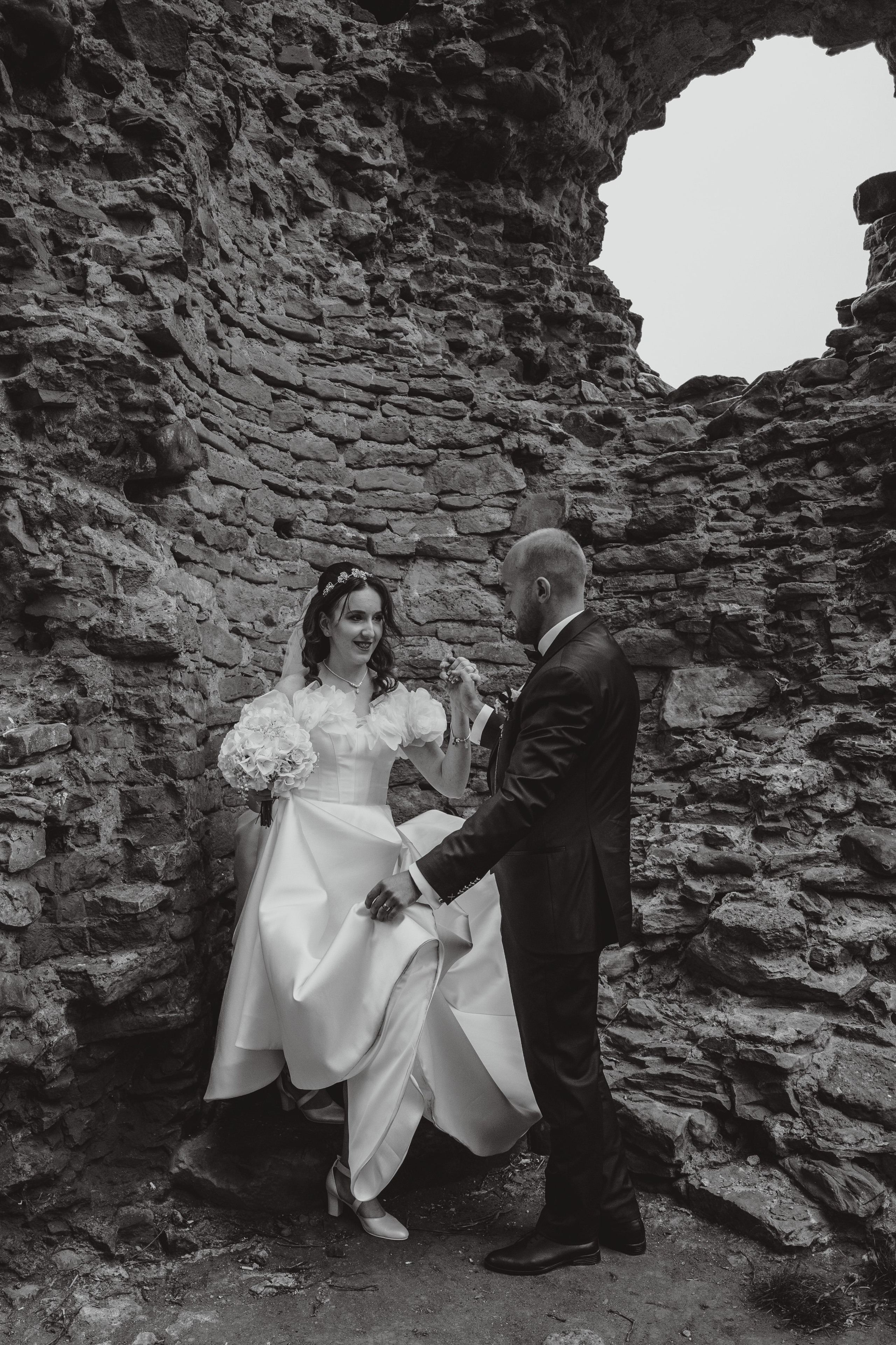 fotograf nuntăvideograf nuntă fotograf profesionist nuntă  videografie nuntăservicii foto video nuntă foto video nuntă preț pachet foto video nuntă fotograf și videograf nuntă